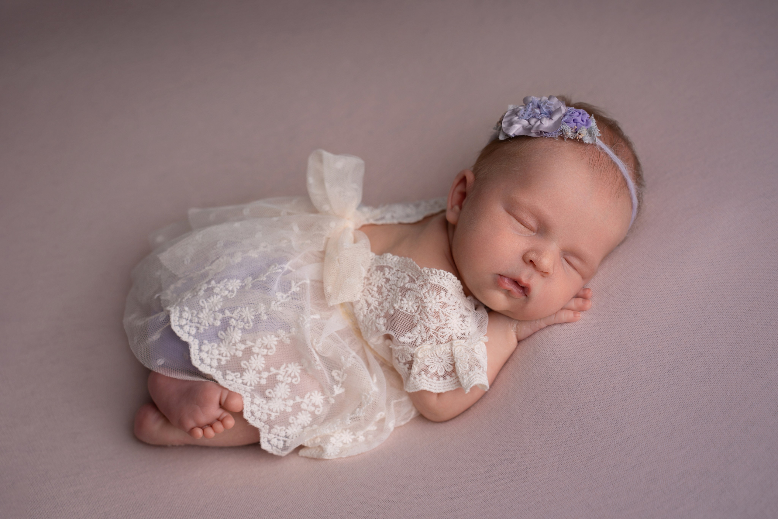Ньюборн. Фотограф новорожденных Оренбург и свадебный фотограф Оренбург