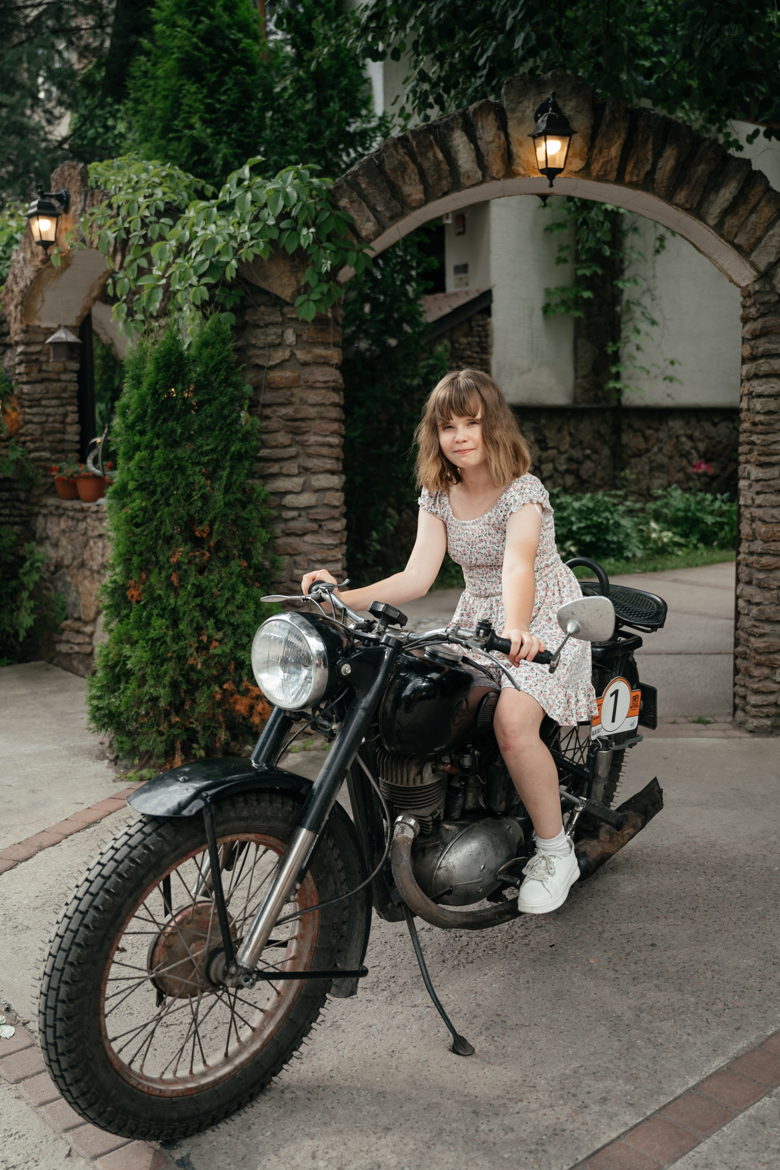 Никита и Фаина. Свадебный и студийный фотограф Ирина Котикова