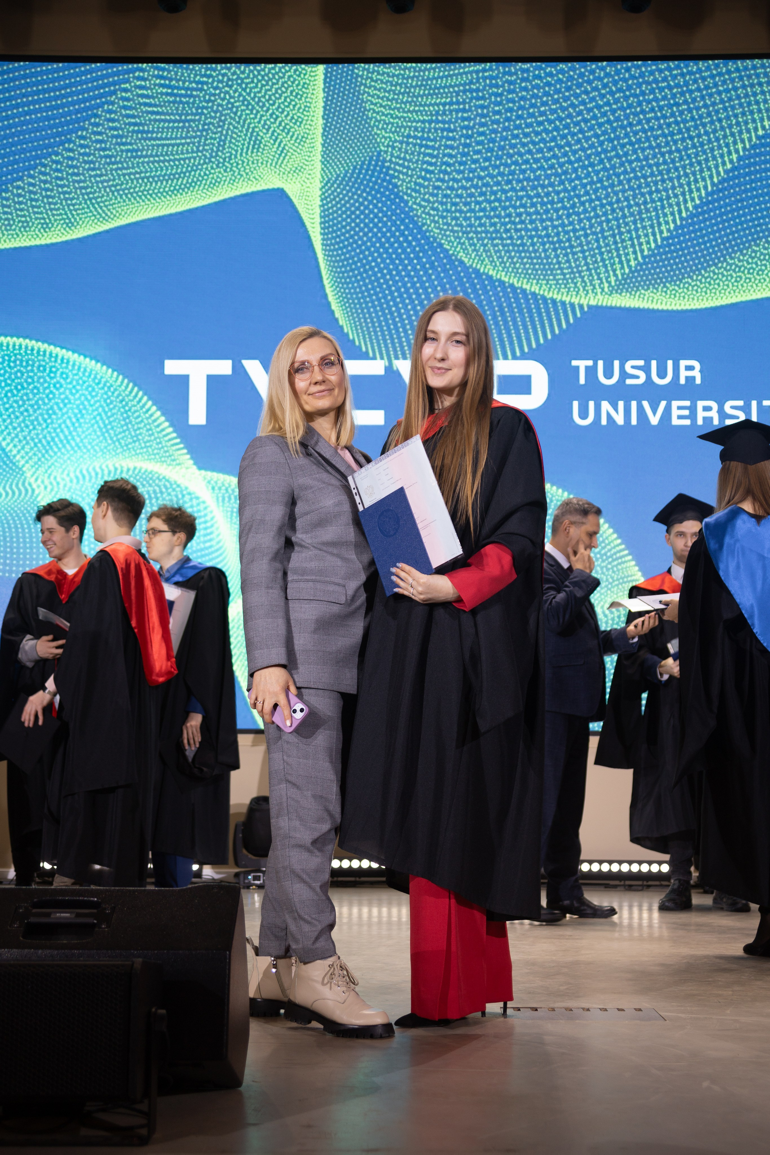 Дипломы ТУСУР. Женский и семейный фотограф в Томске Алиса Качан