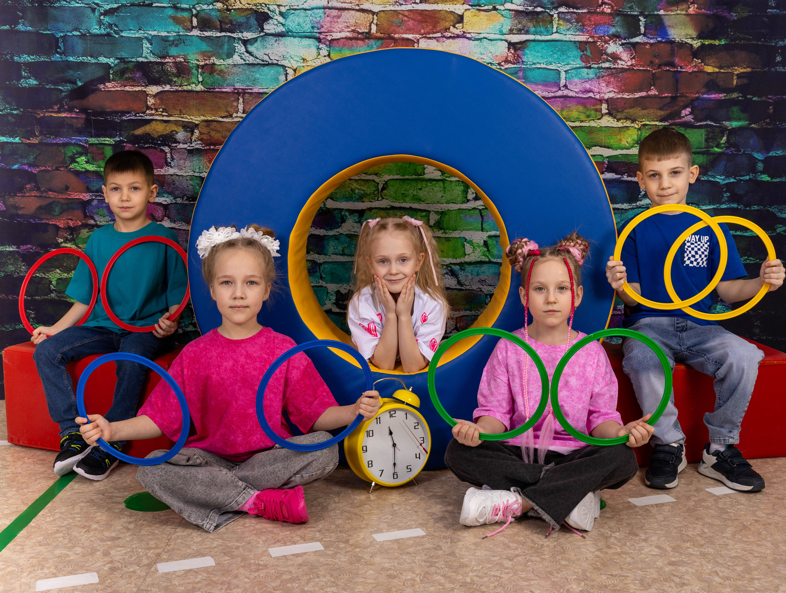 Фоны для фотосессий. Выпускные альбомы на заказ Нягань (фотокнигиназаказнягань)