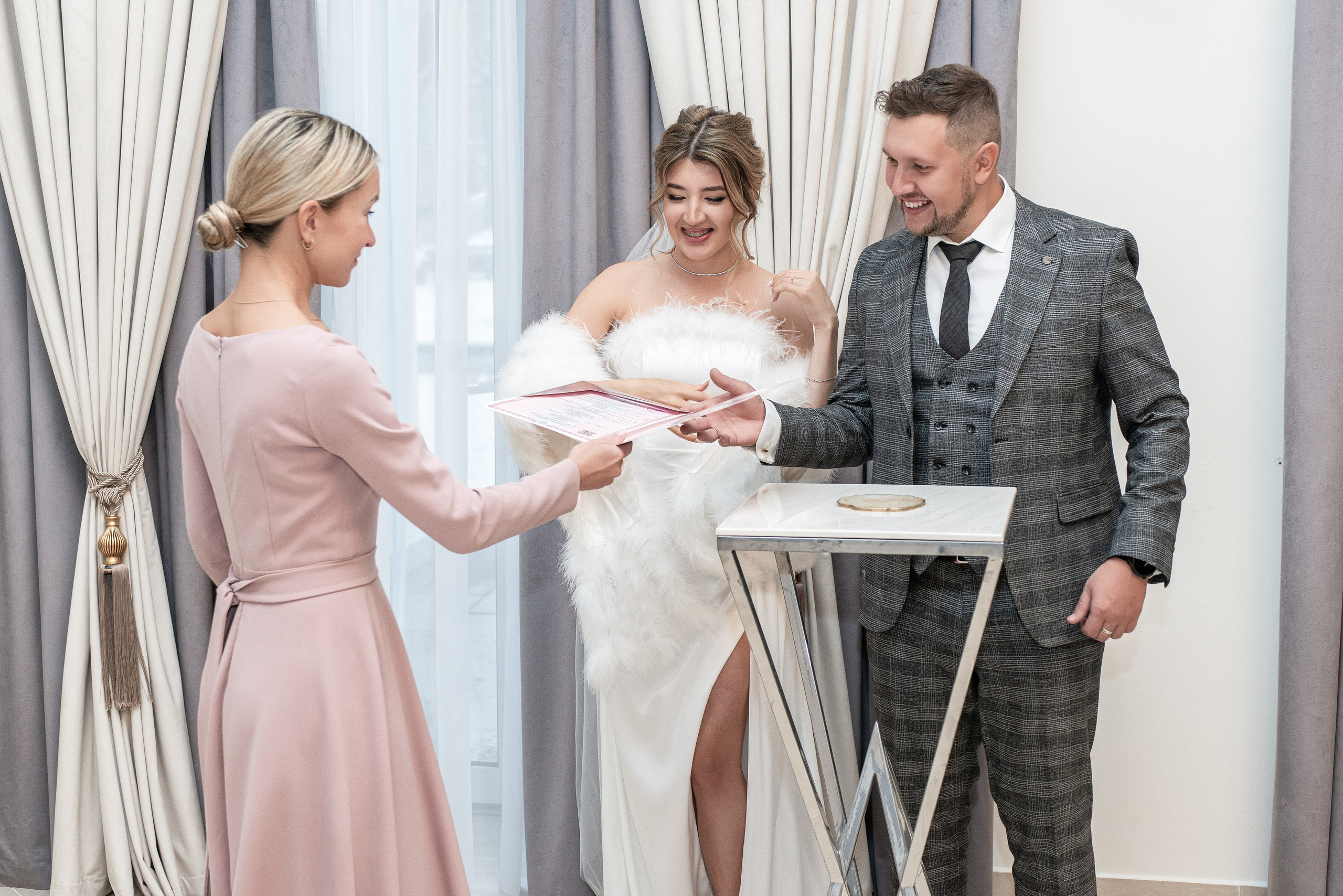 Свадебный день с Валерием и Рушаной. Репортажный и персональный фотограф в Москве