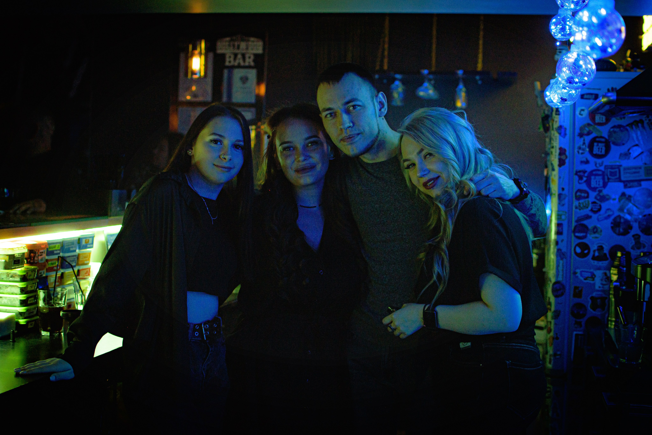 HOLLYWOOD / 6 YEARS. Photokarish