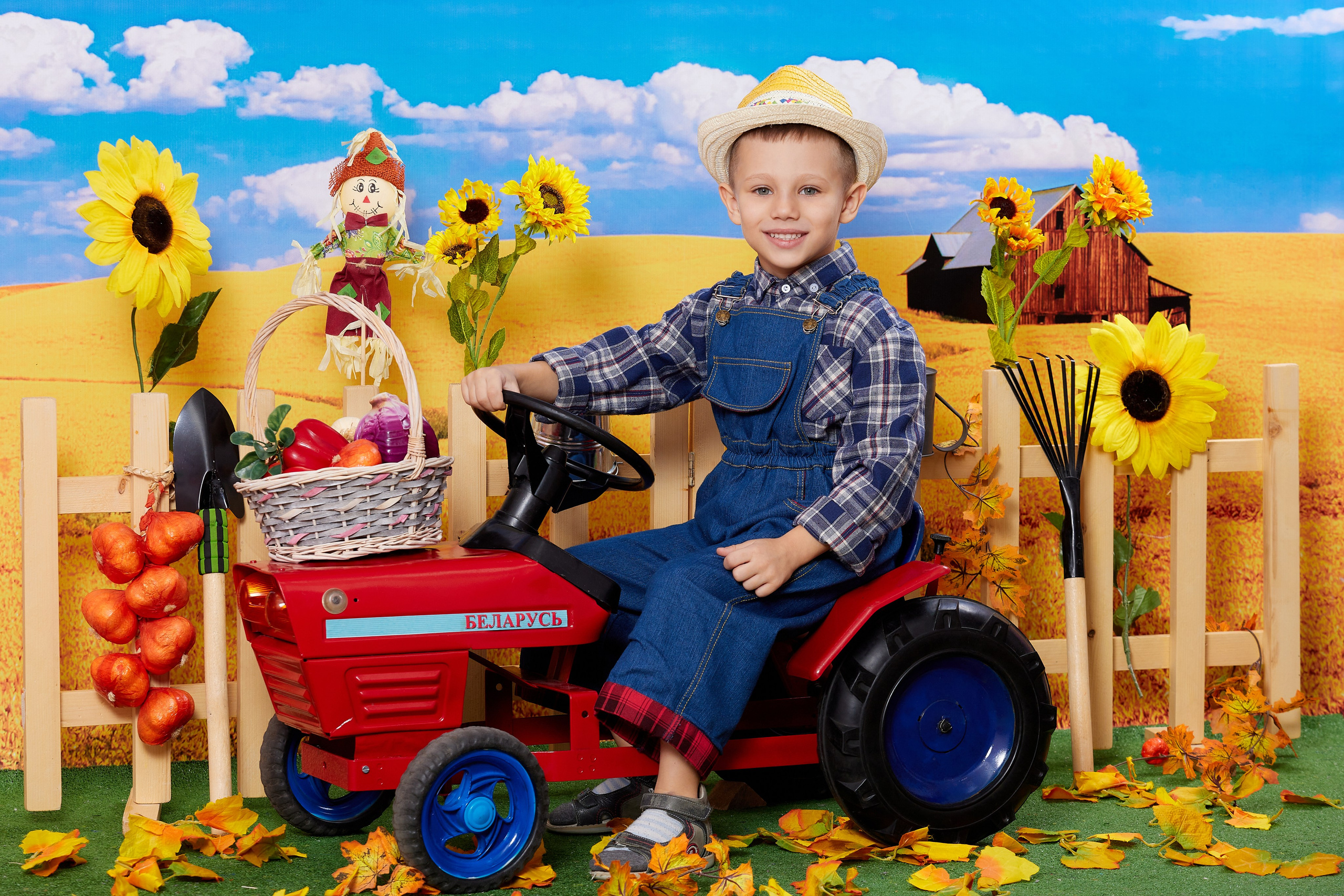 Тракторист. Детская выездная фотостудия