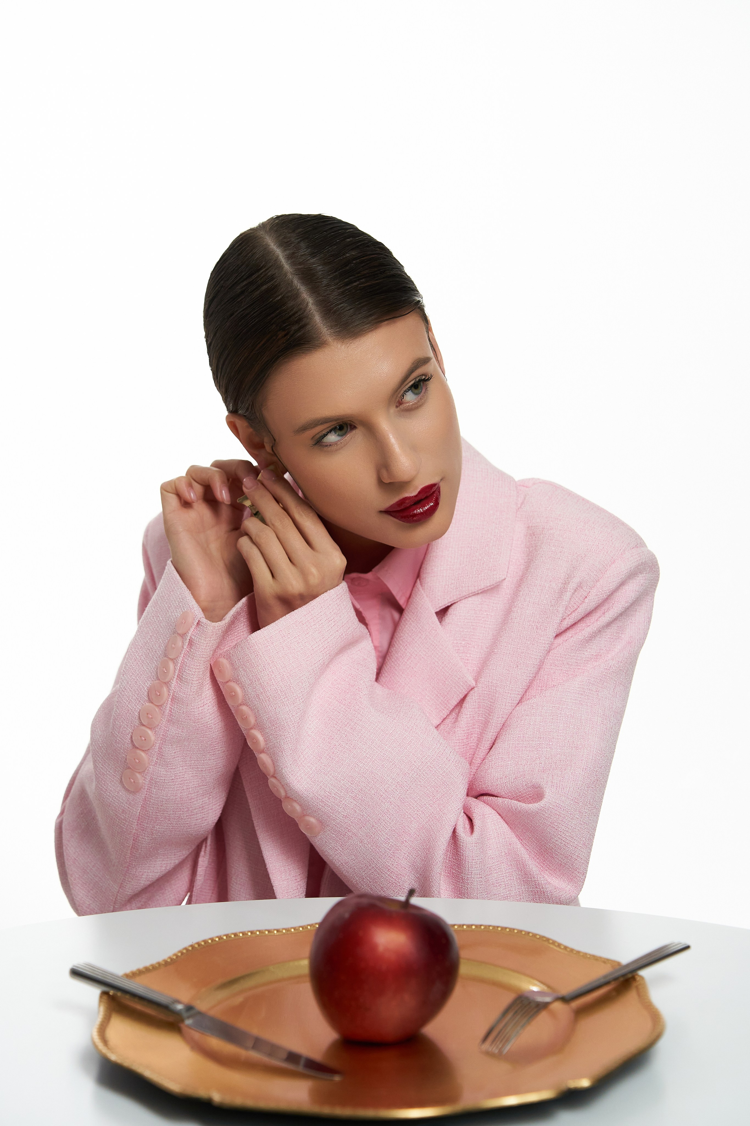 Ирина. Фотограф для брендов и маркетплейсов Екатеринбург Екатерина Дроздова