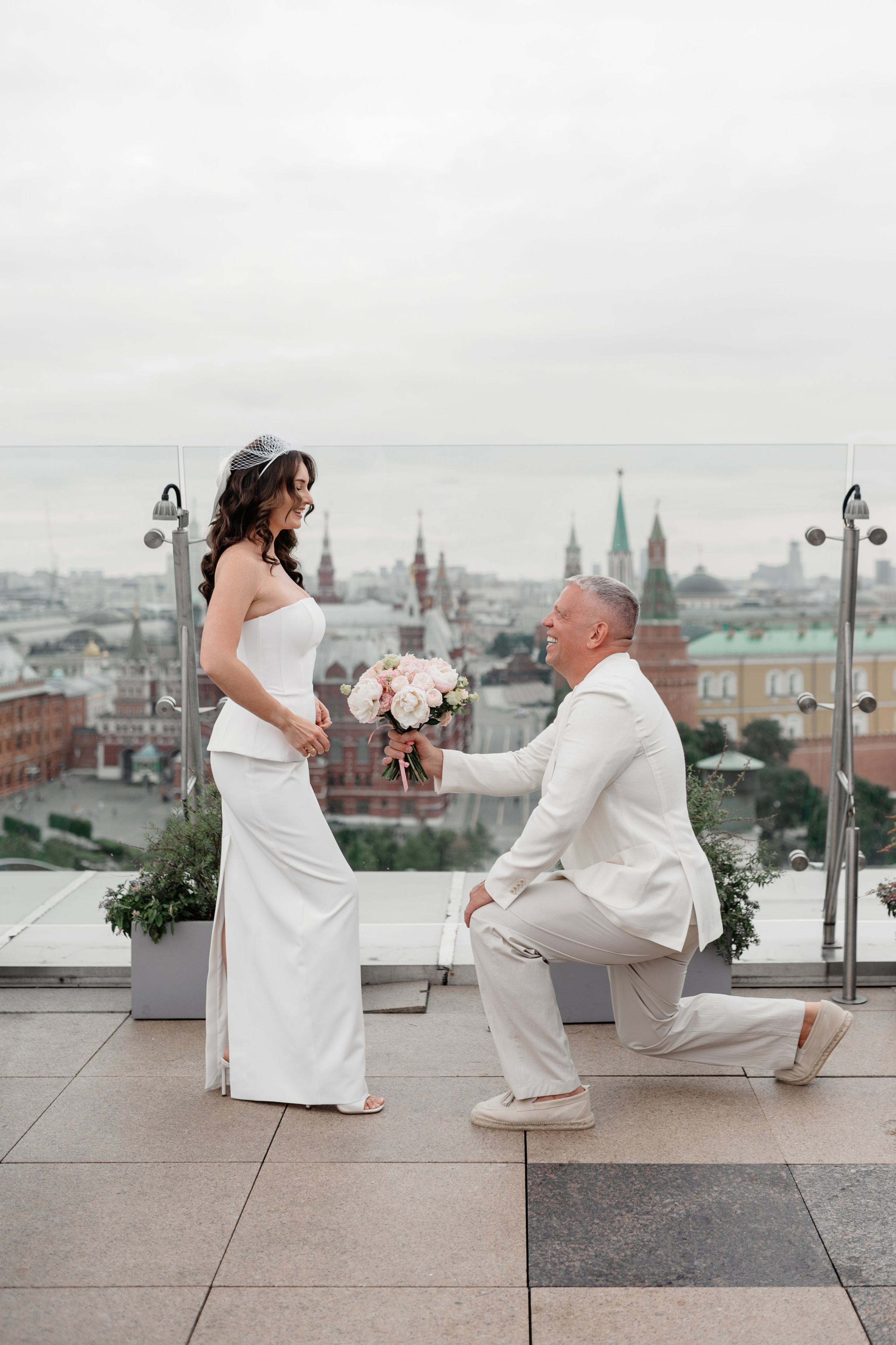 Свадебная фотосессия Ирины и Андрея в центре Москвы