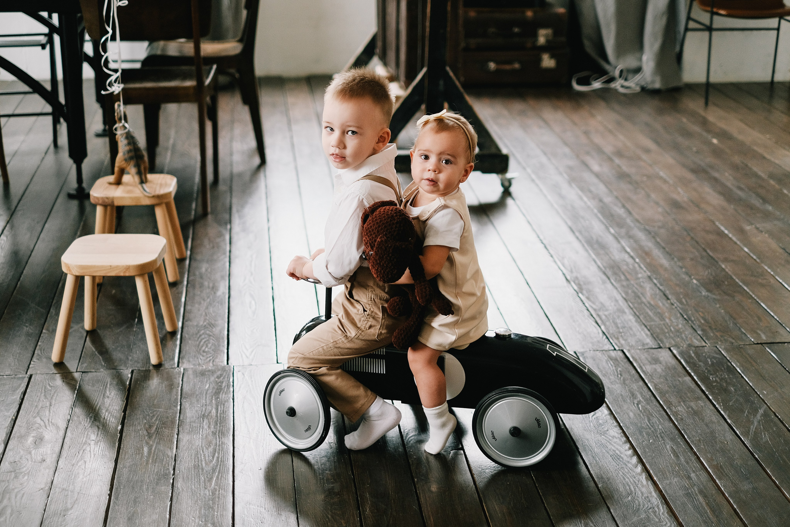 Небольшая фотосессия в студии на 1 годик. Фотограф Михаил Ерохин | Москва