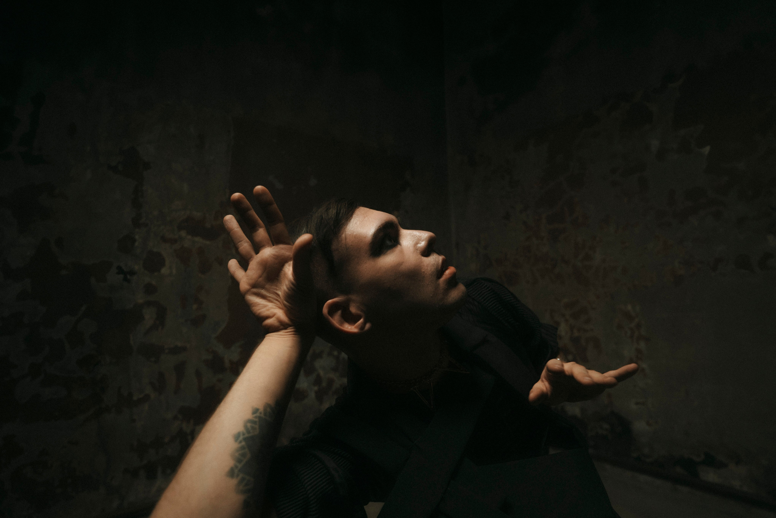 ВАМПИРЫ ДЕКОНСТРУКЦИЯ. Стрит-фотография, полная абсурда, идиотизма и красоты