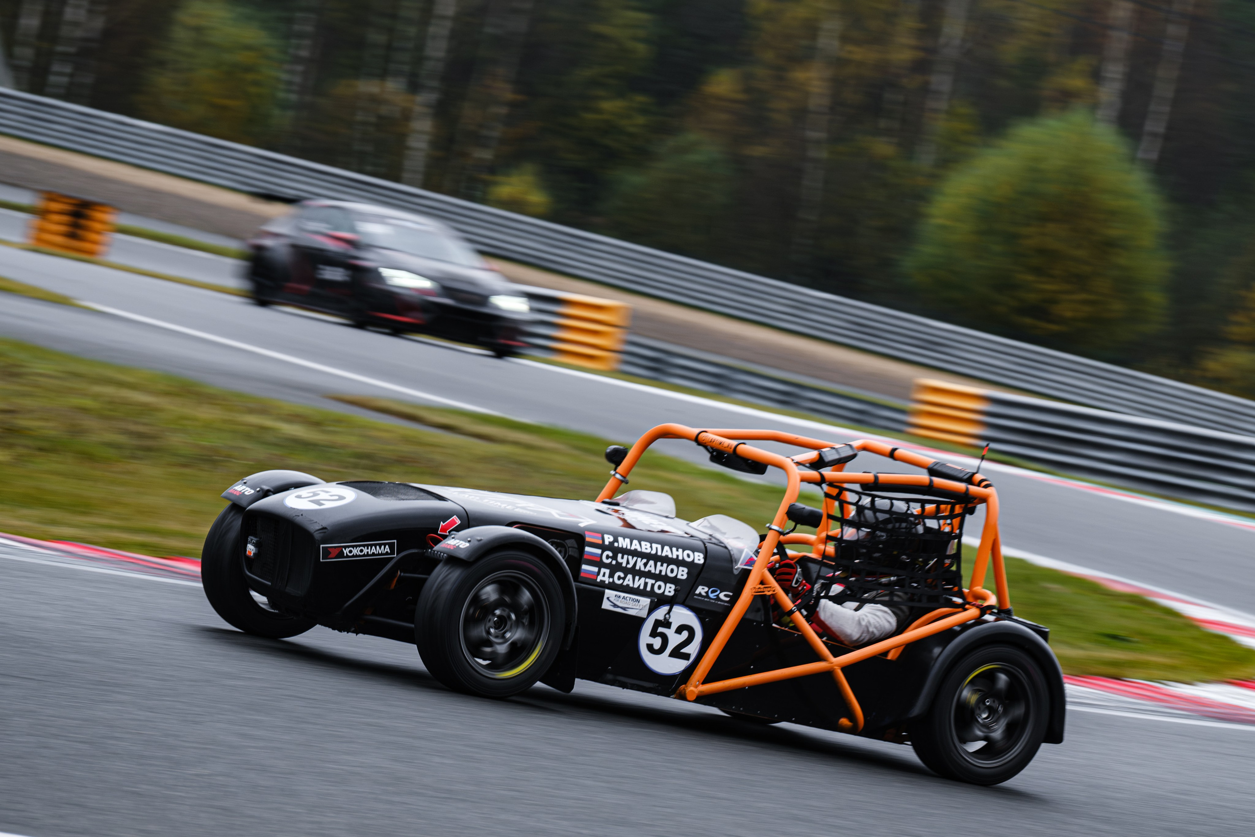 Российская серия гонок на выносливость. Авто и мотоспорт — фотограф Антон Медведев iCoguar