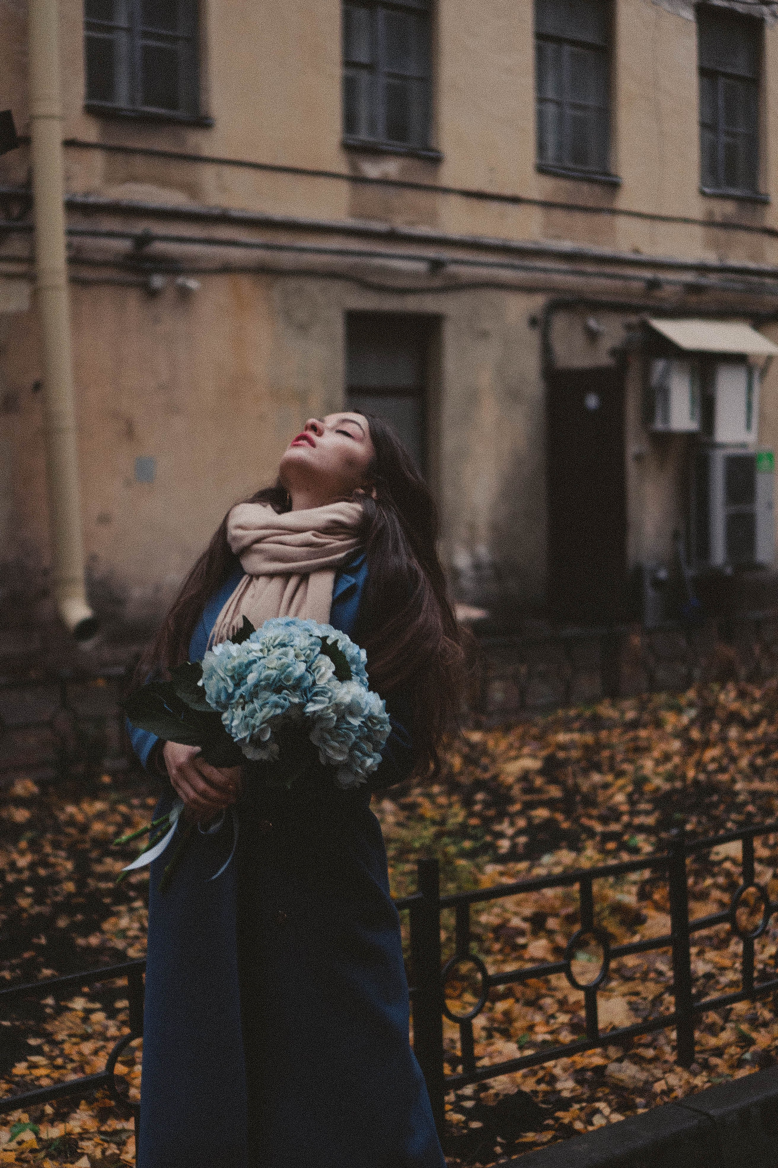Прогулочная фотосессия по центру. Профессиональный фотограф, Санкт-Петербург — Виктория Богомолова