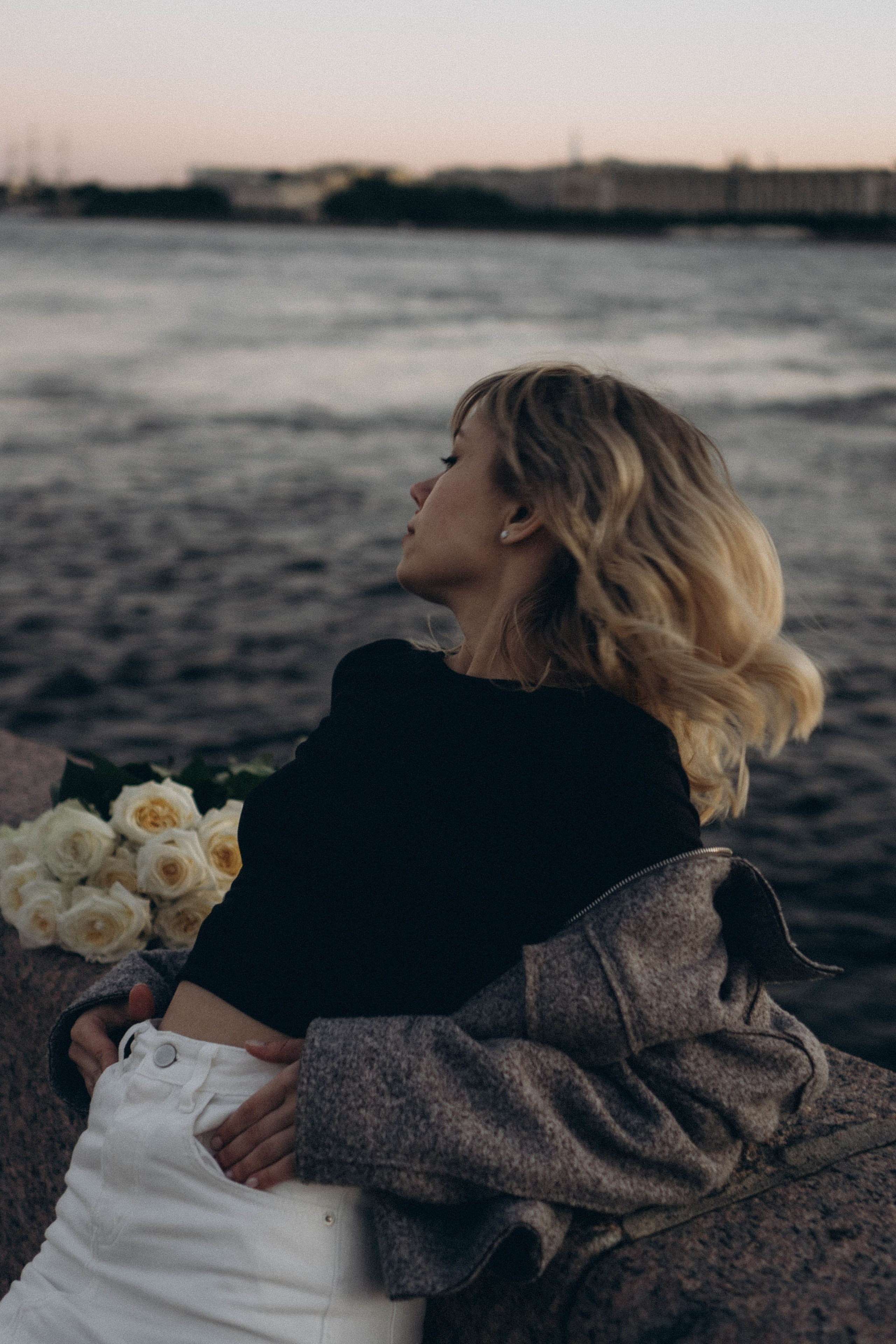 ПРОГУЛКА ПО ГОРОДУ В БЕЛЫЕ НОЧИ (другой вариант). Профессиональный фотограф, Санкт-Петербург — Виктория Богомолова