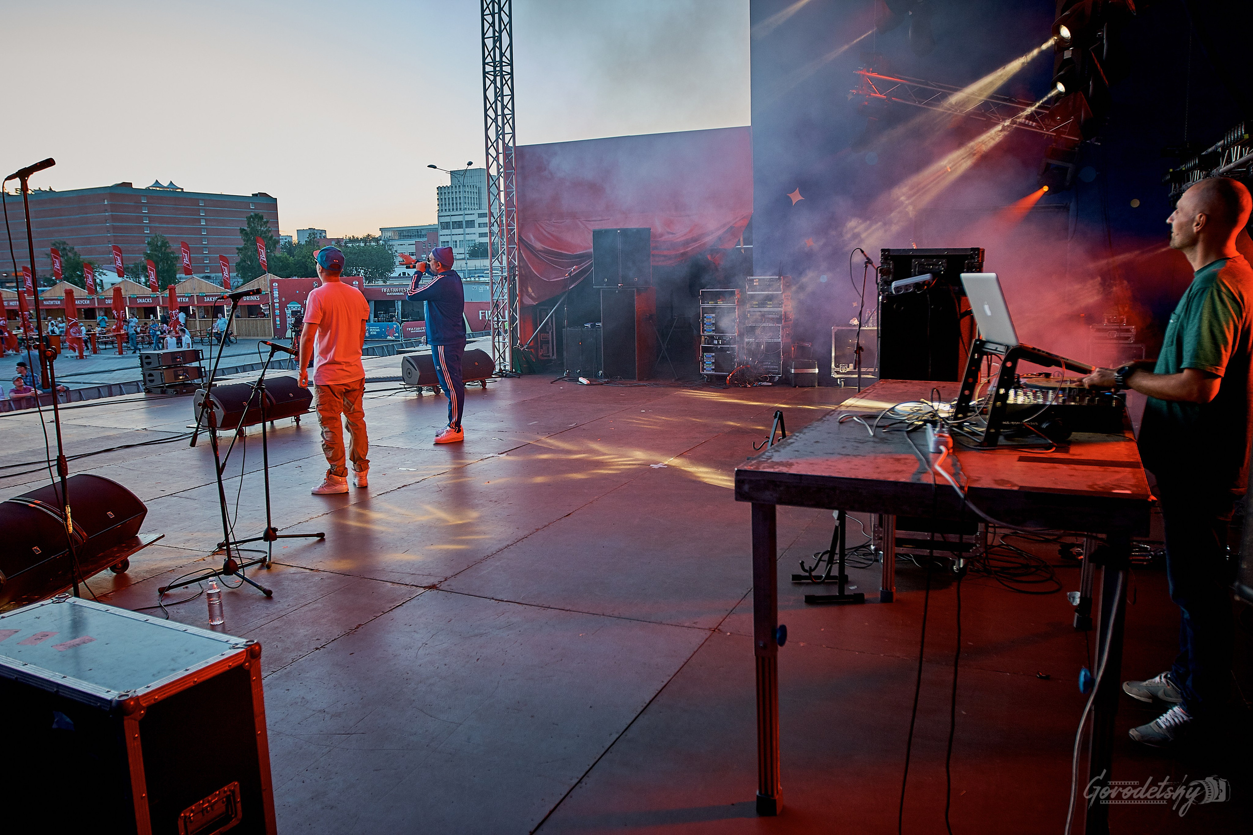 Fifa Fan Fest 30 июня-01 июля 2018. Профессиональный фотограф в Екатеринбурге Юра Сахар