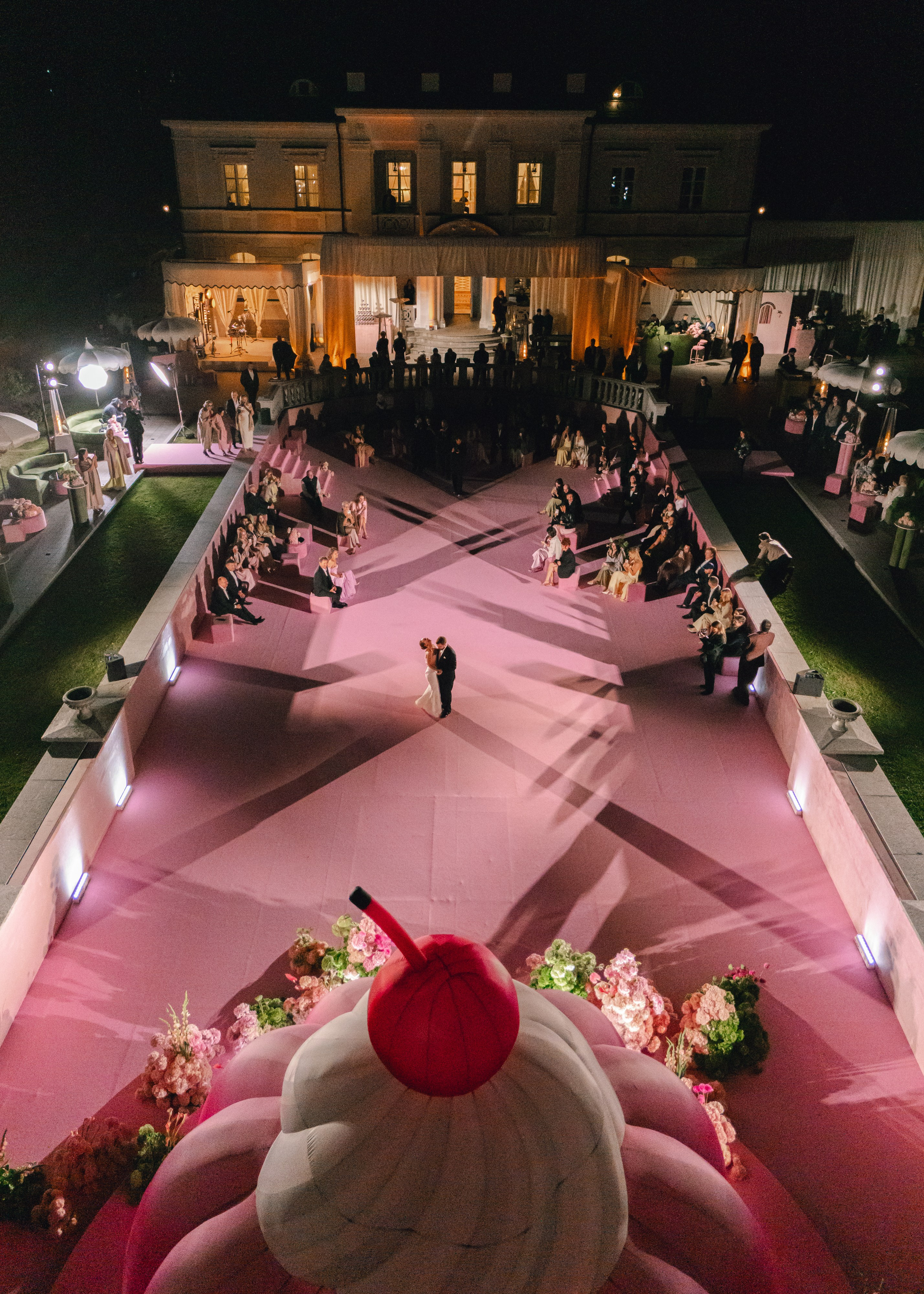 @bonweddings. Свадебный и репортажный фотограф в Москве Владимир Сергеев | Naysaikolo