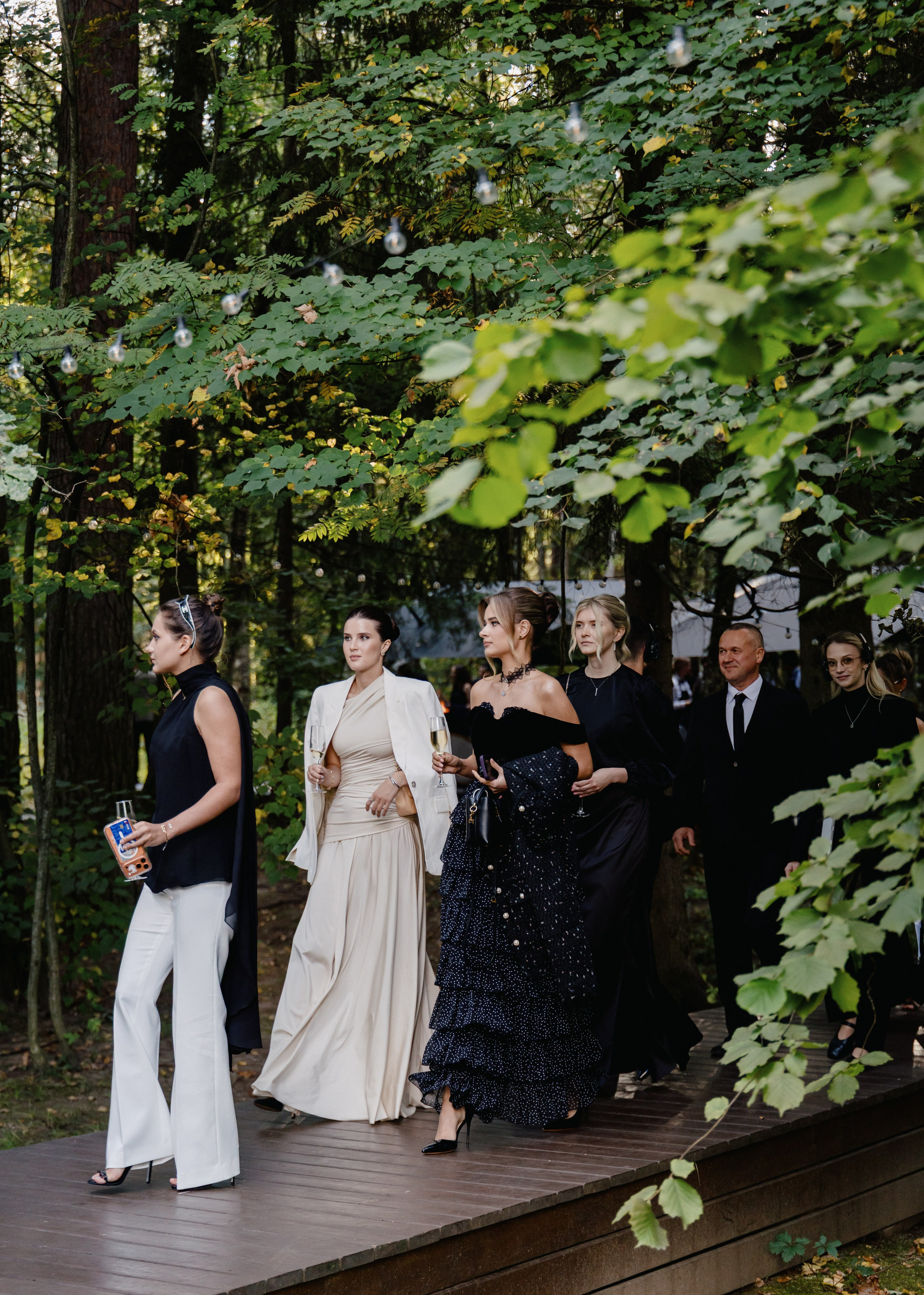@specialmoments.events. Свадебный и репортажный фотограф в Москве Владимир Сергеев | Naysaikolo
