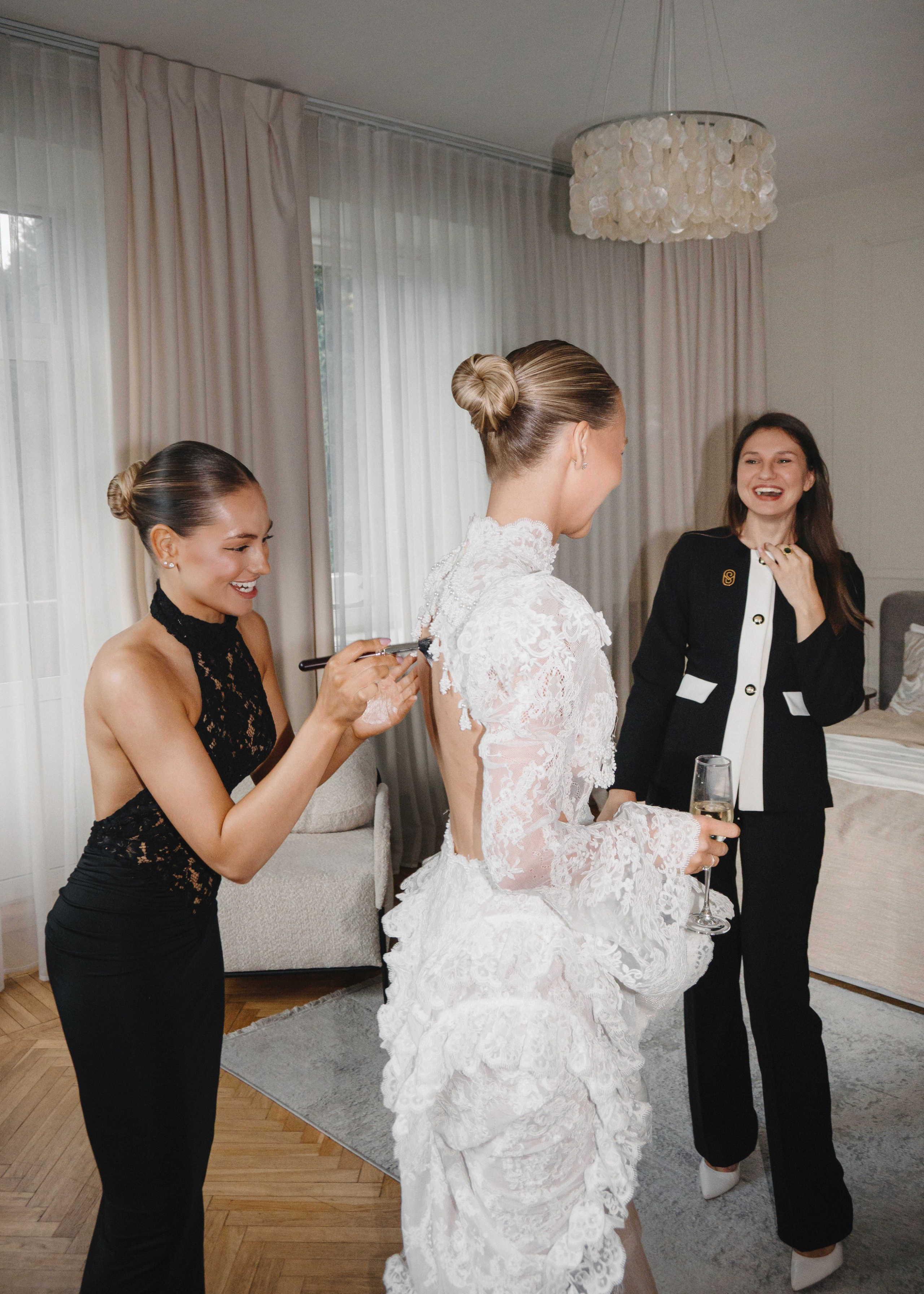 @specialmoments.events. Свадебный и репортажный фотограф в Москве Владимир Сергеев | Naysaikolo