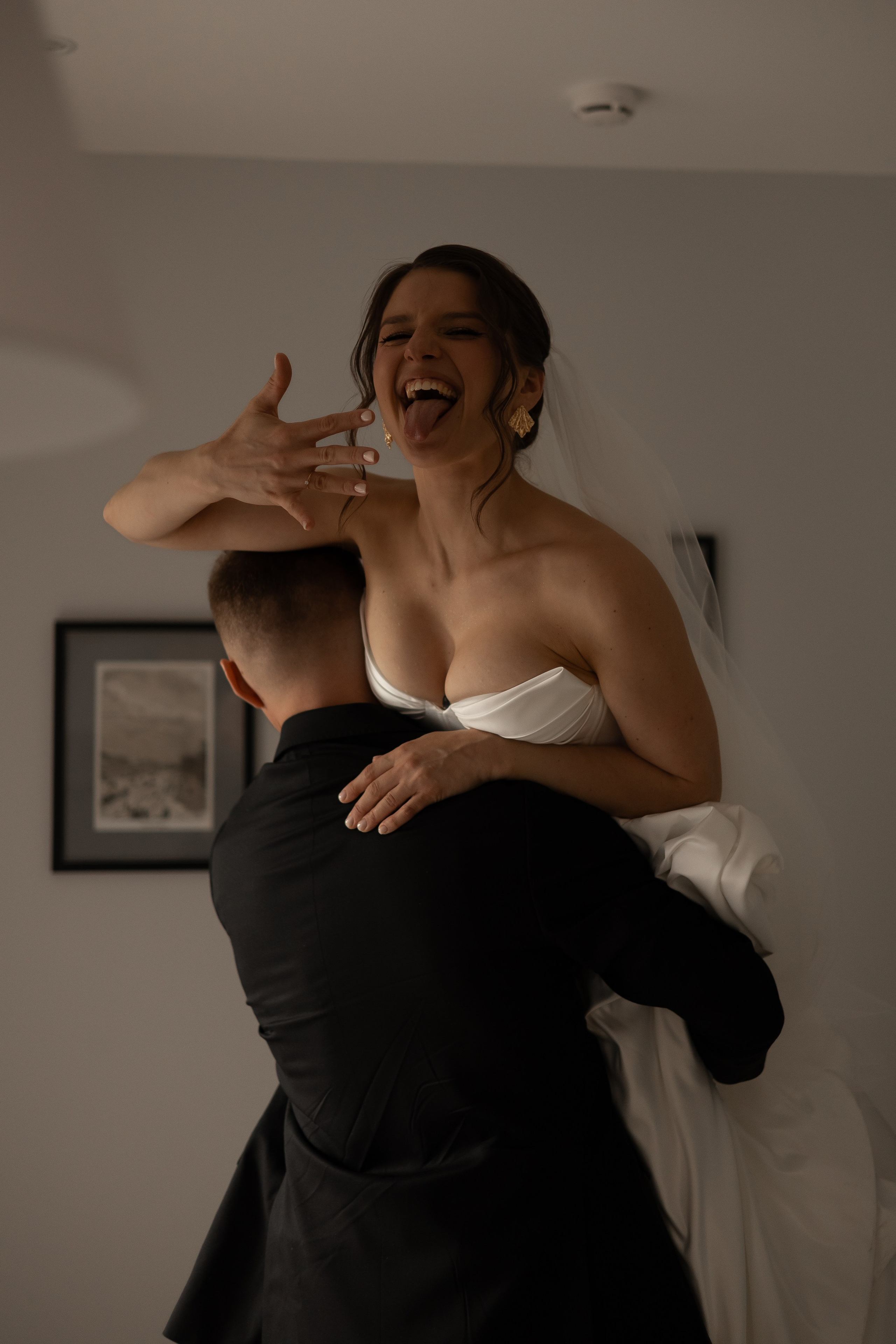 Серая кошка и рыжий кот. Свадебный и семейный фотограф Арина Кулёва