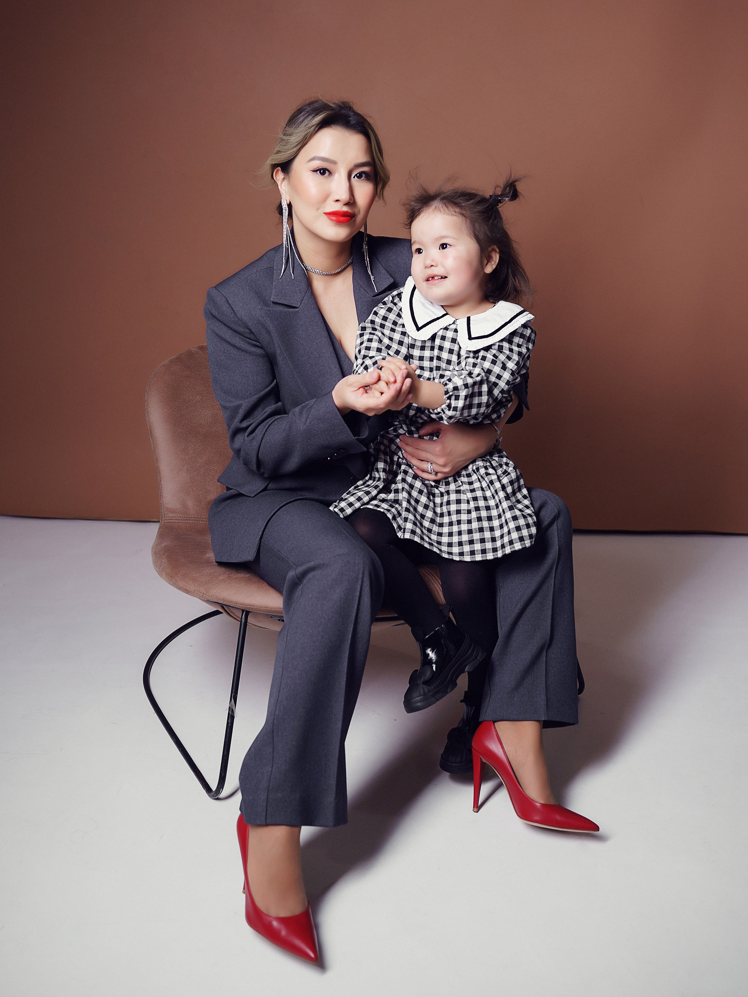 Касиет студия ENVI. Семейный фотограф, женский фототерапевт