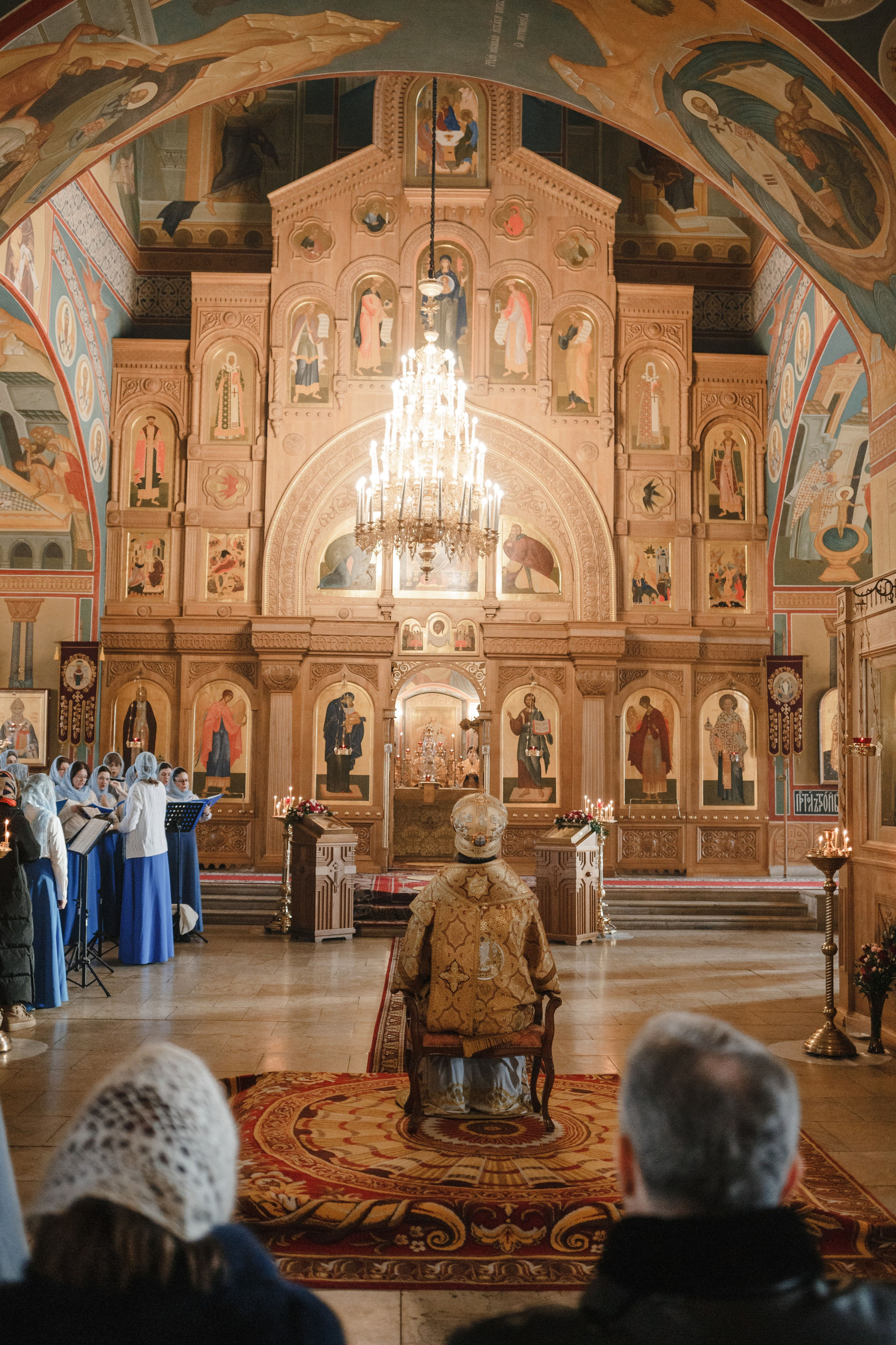 Служба Григория, митрополита, управляющего делами Московской Патриархии. Семейный фотограф Николаева Ольга