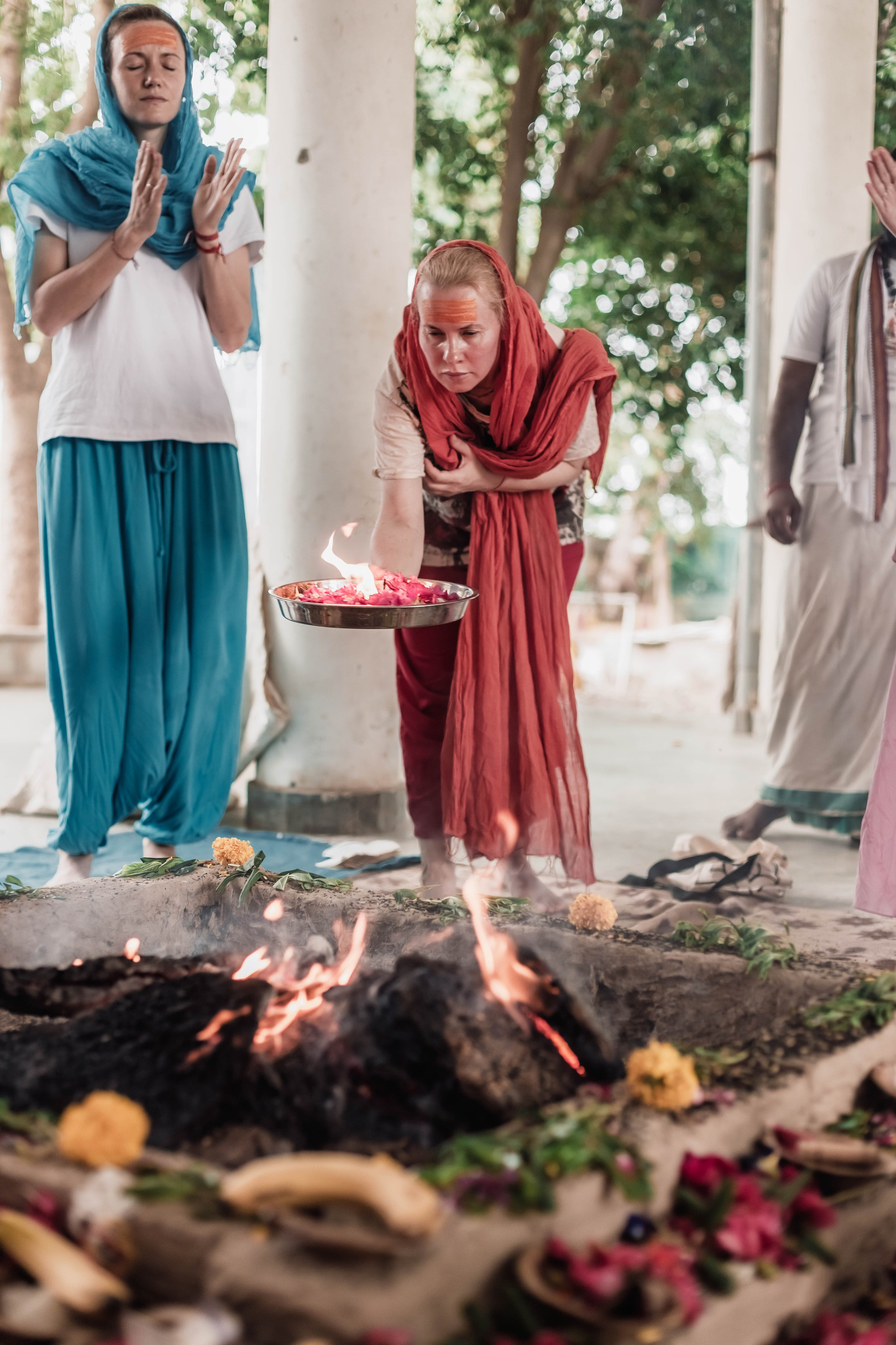Pitri Paksha yagyas & poojas Devraha Baba ji ashram. Mariam Bagdasaryan