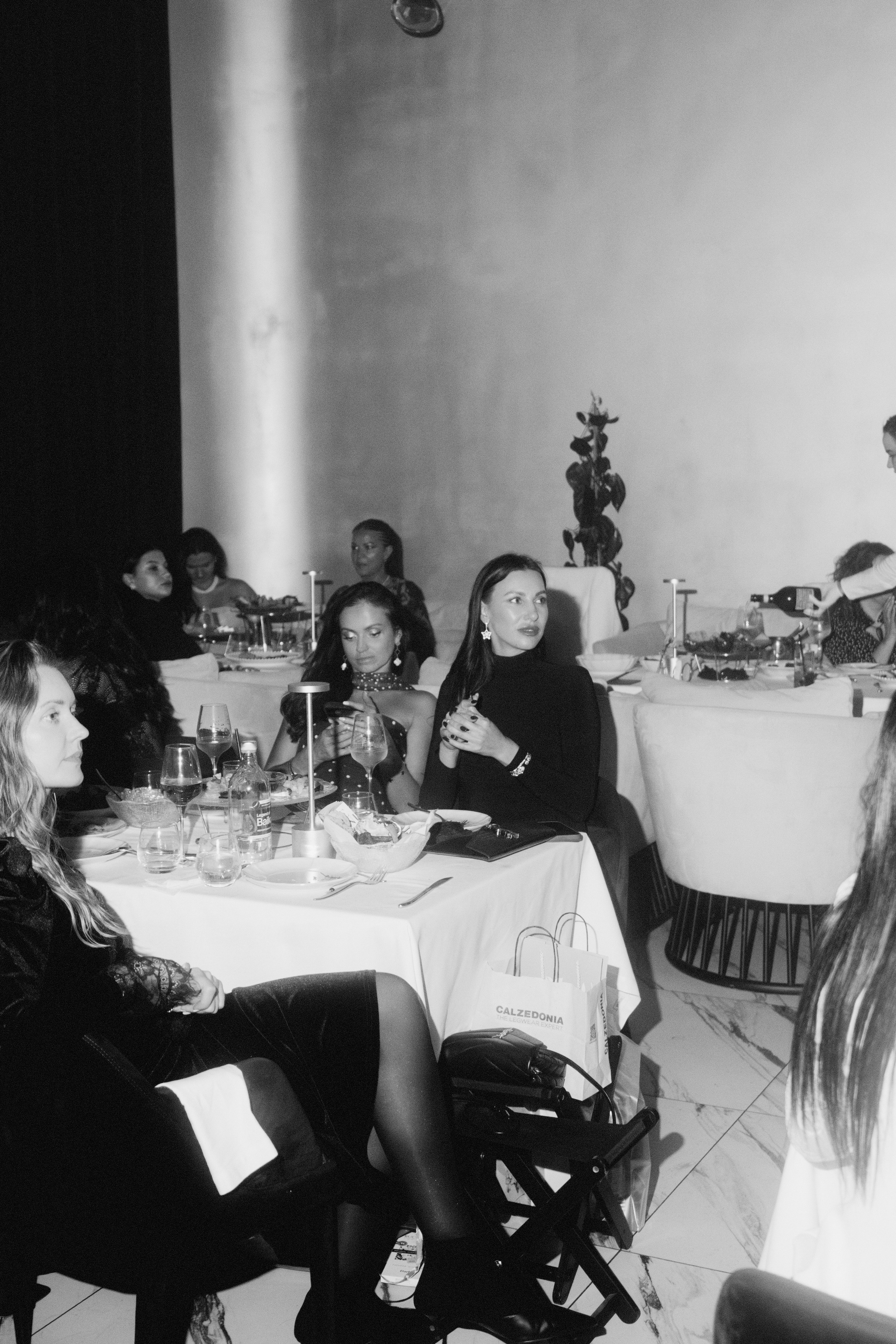 8 марта (воскресенье). BENUAR Restaurant