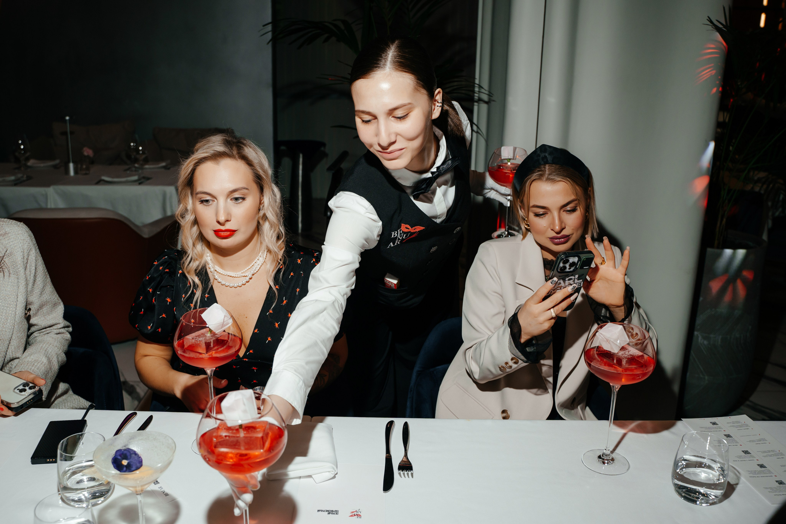 Коктейльно-парфюмерный вечер. BENUAR Restaurant