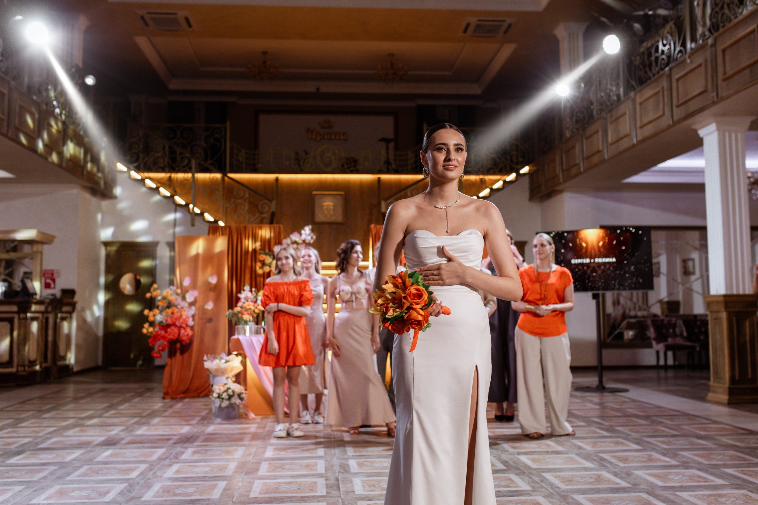 LoveLand: свадьба в тёплых оттенках 🧡. Свадебный фотограф Елена Рубцова