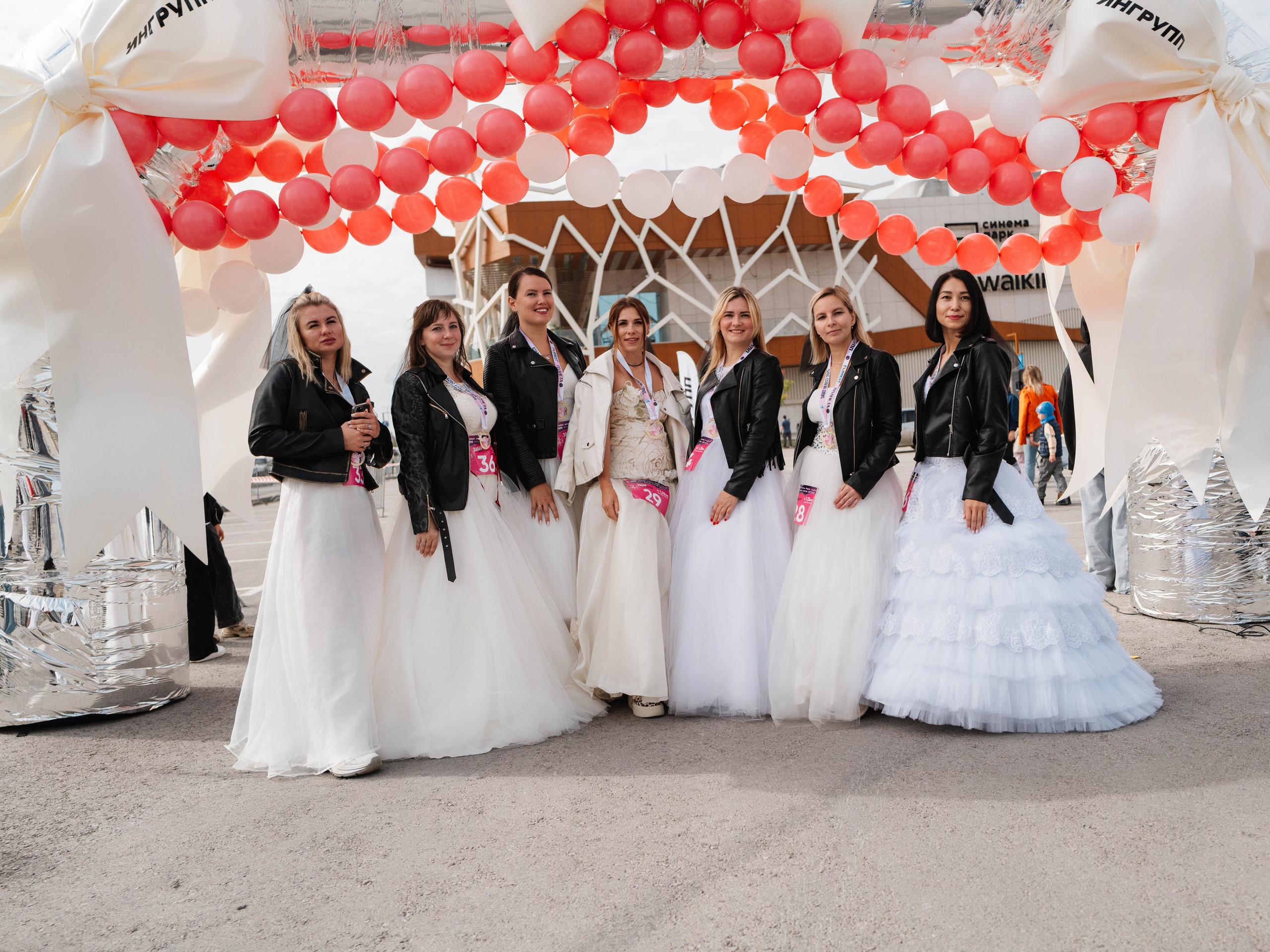 Забег невест. Фотограф Алексей Шрайбик