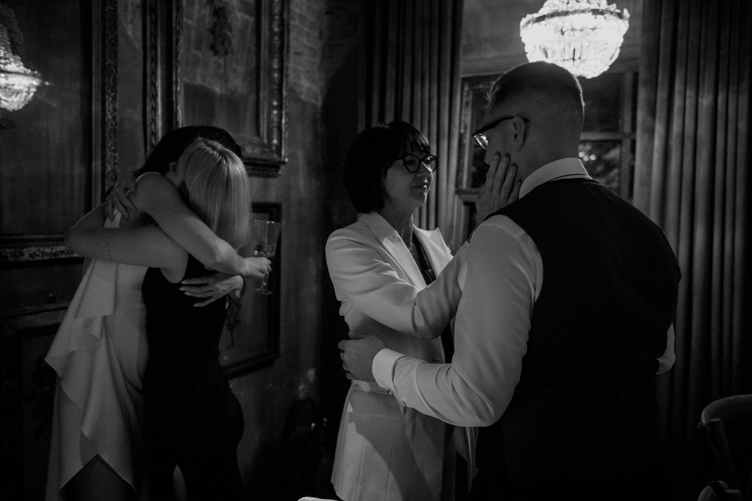 Меня достаточно. Алина Посторонка