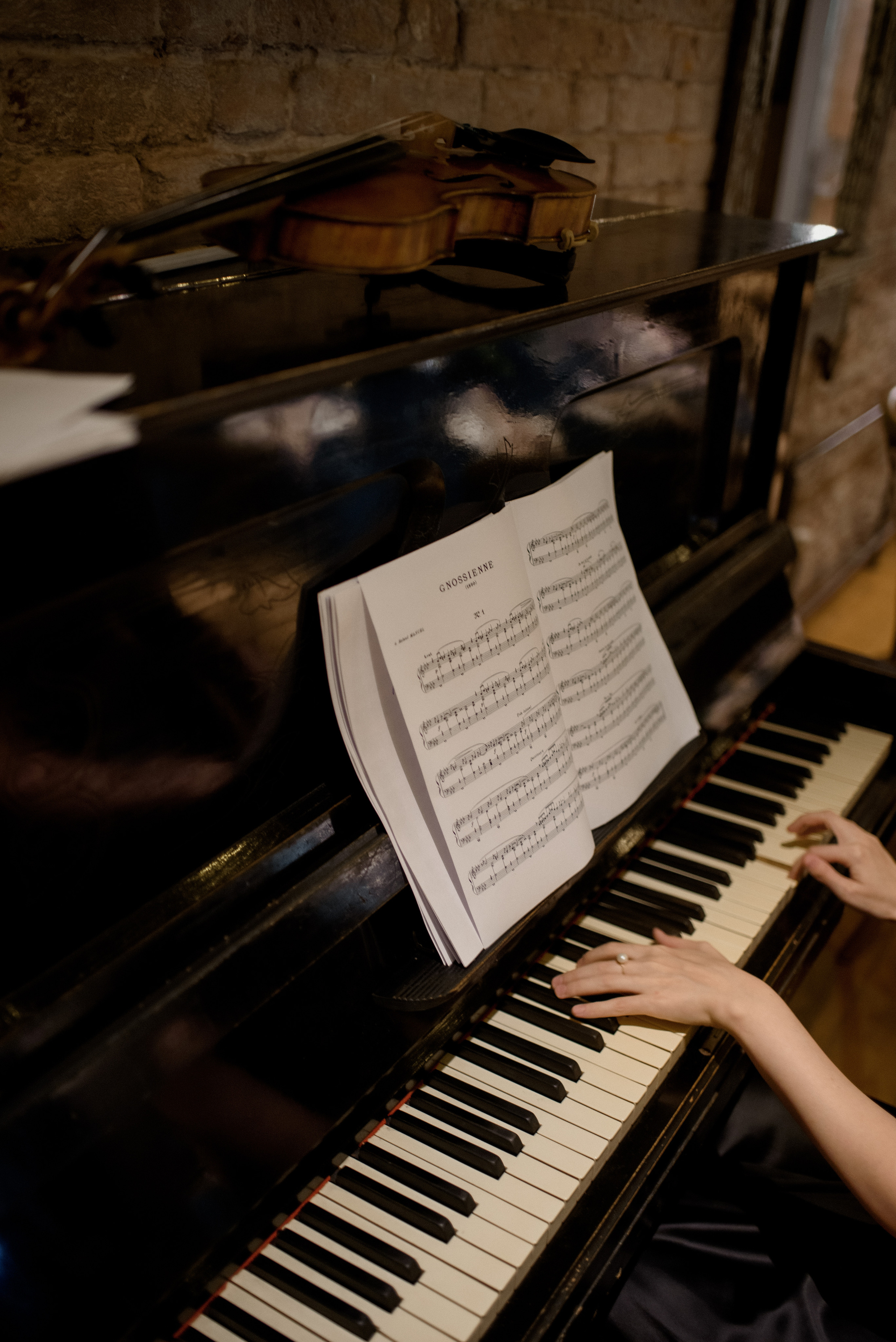 Меня достаточно. Алина Посторонка