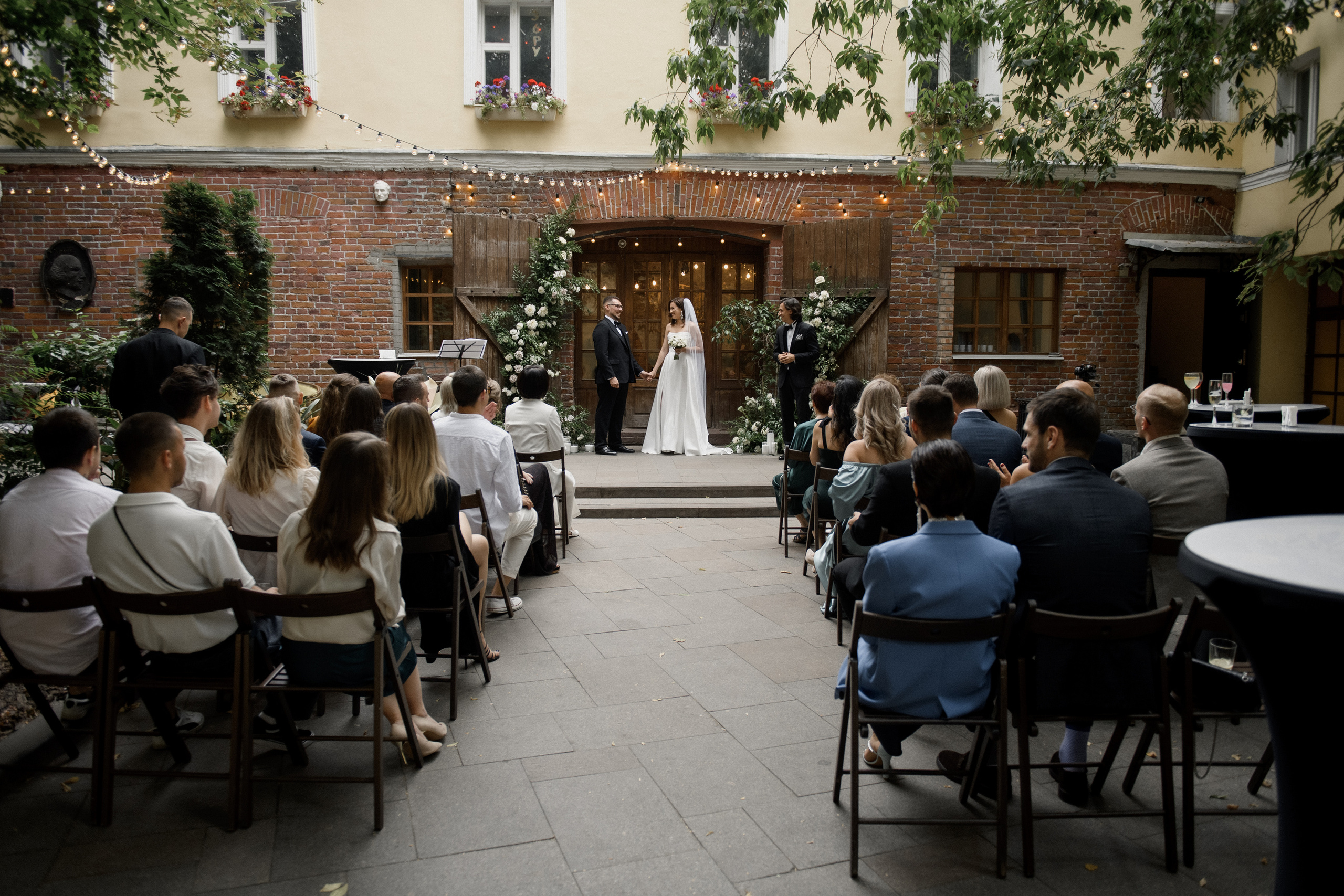 Меня достаточно. Алина Посторонка