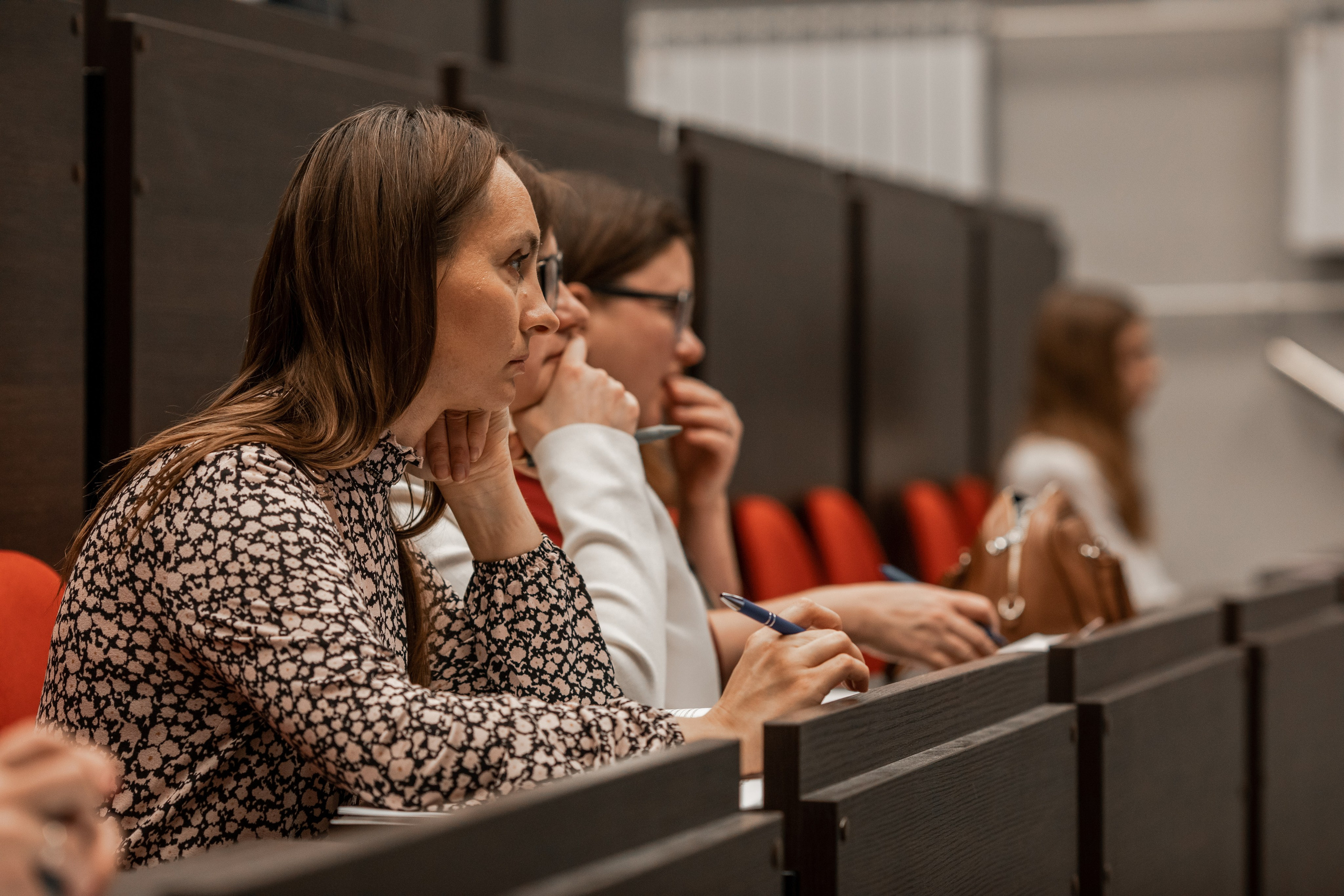 IV Международная научная конференция | Диалог Культур Культура Диалога. Фотограф брендов и бизнеса в Москве Алексей Сентюрин