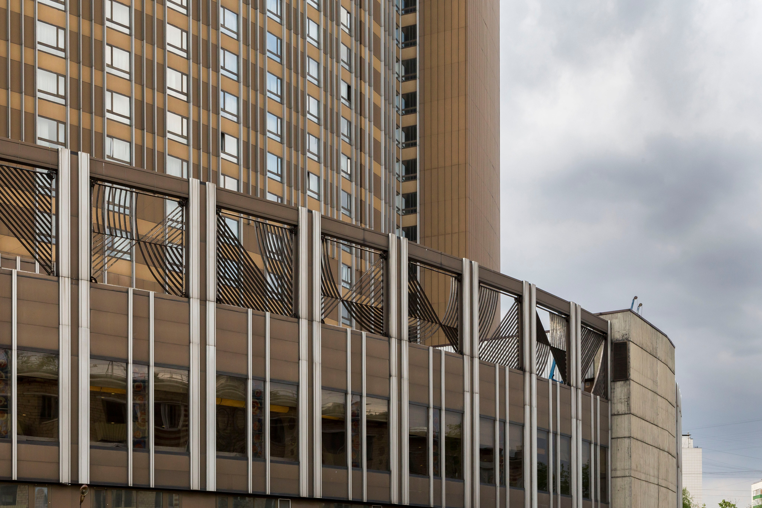 Здание гостиницы «Космос». Проект фотографа Александра Высокина — «Фотоархитектоника»