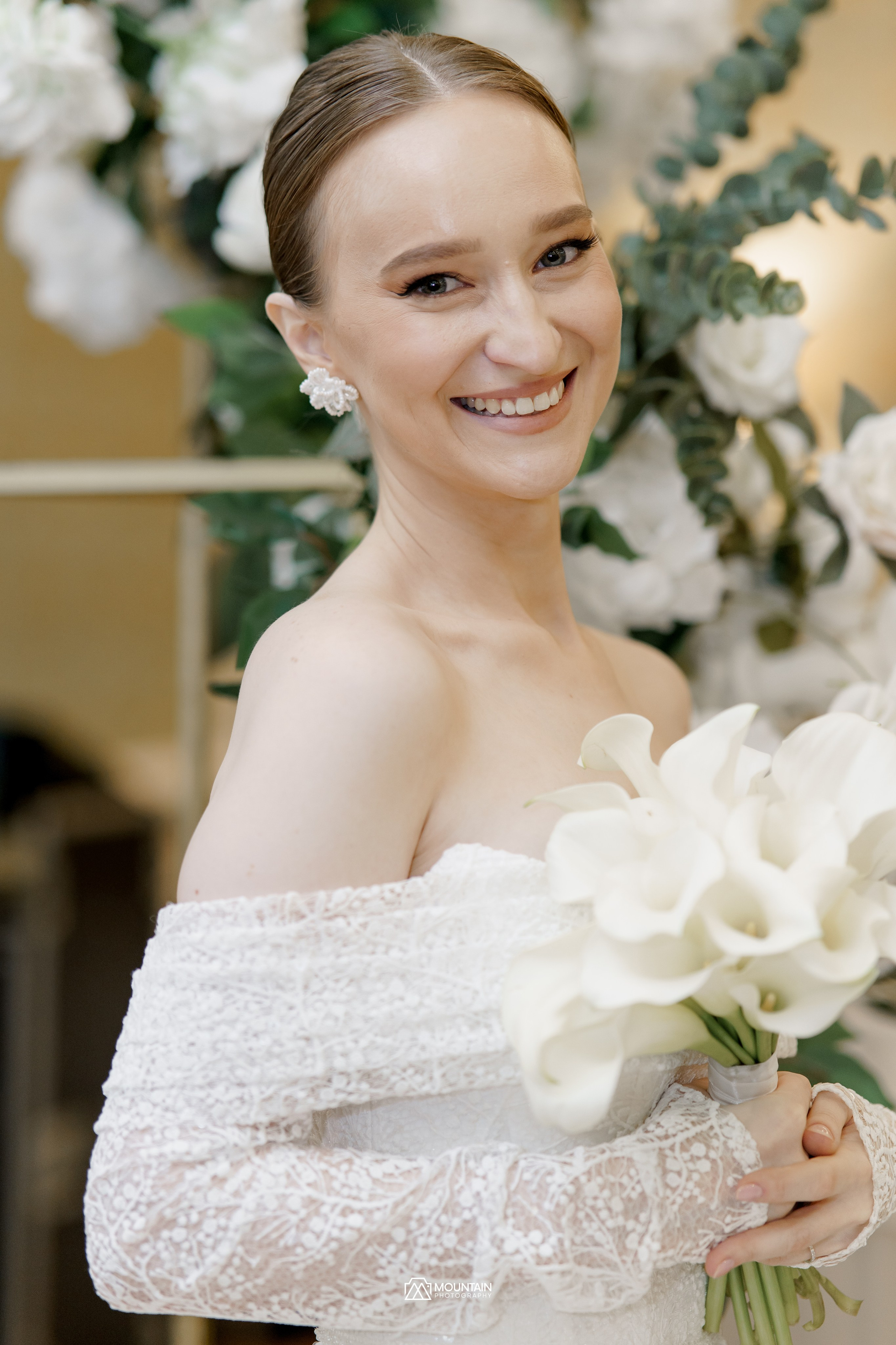 Oludola and Anastasia. Photographer based in moscow Peter Tchana