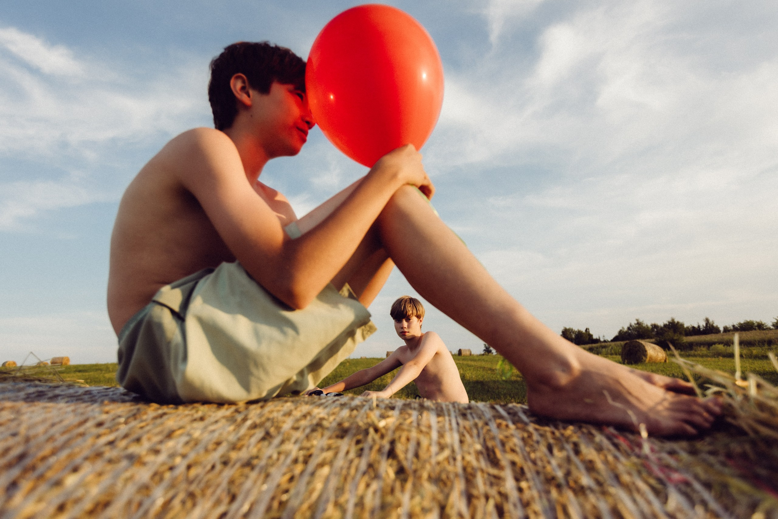 Красный шар. Семейный LIFESTYLE фотограф в Москве