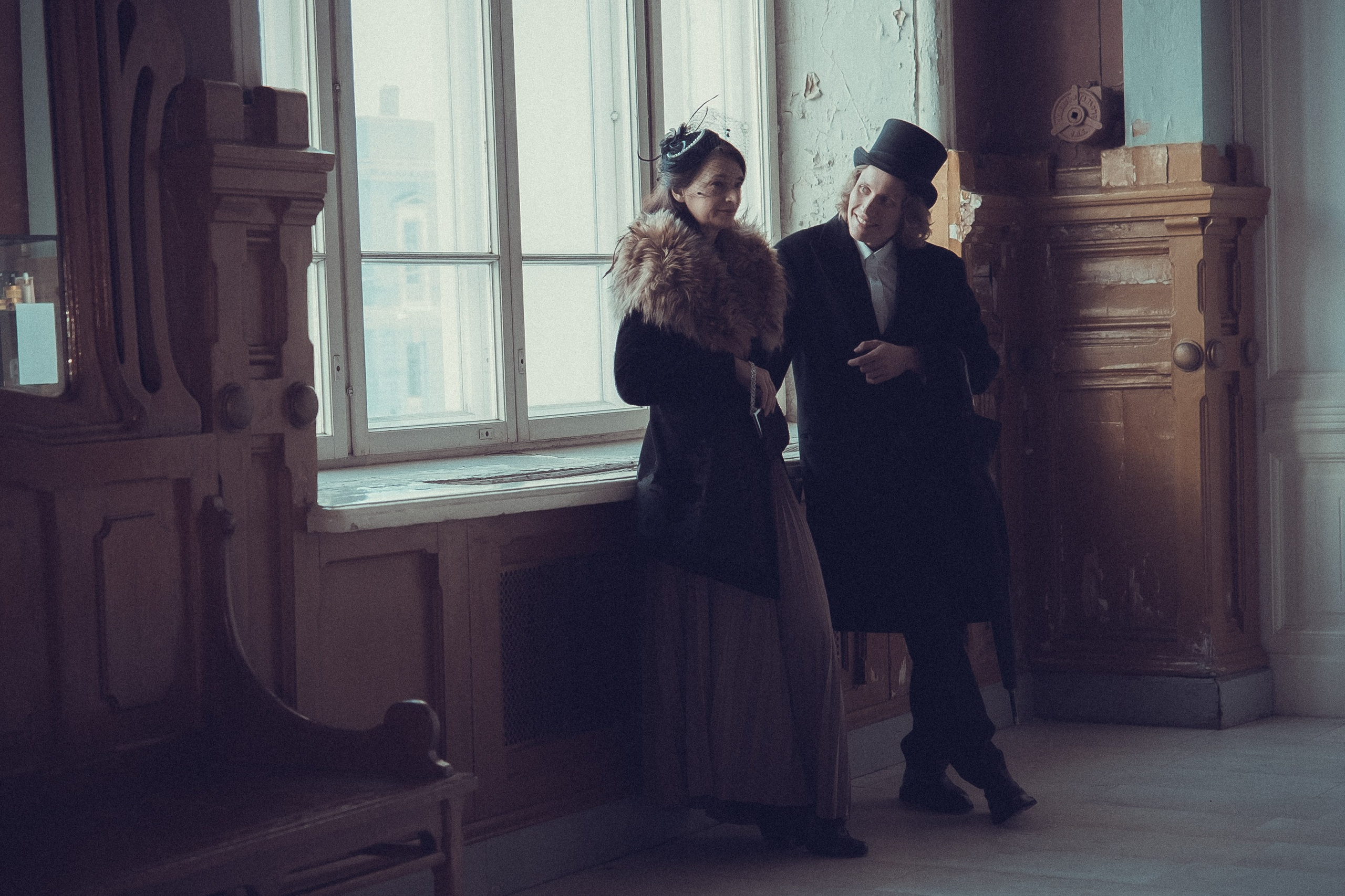 Ретро на Витебском вокзале. Professional photoartist in St. Petersburg (wedding, reportage, portrait, model book, love story) Alexander Shvedov