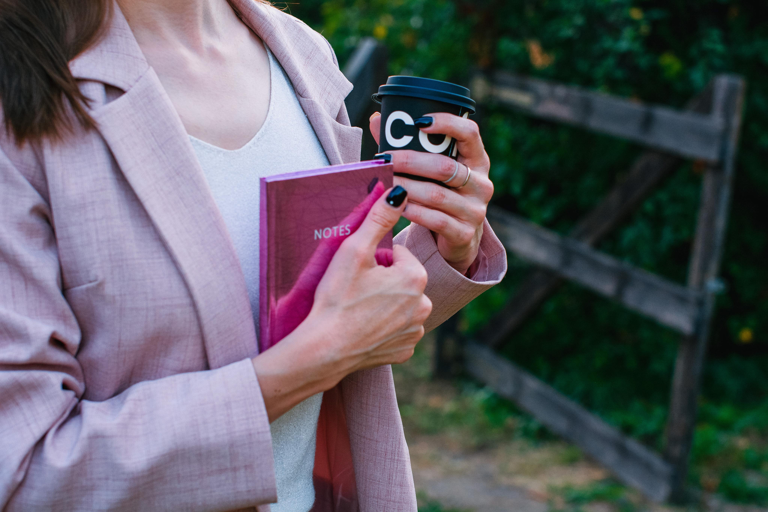 У деревянного дворца. Фотограф, фотопрогулки в Москве Наталья Стриженко