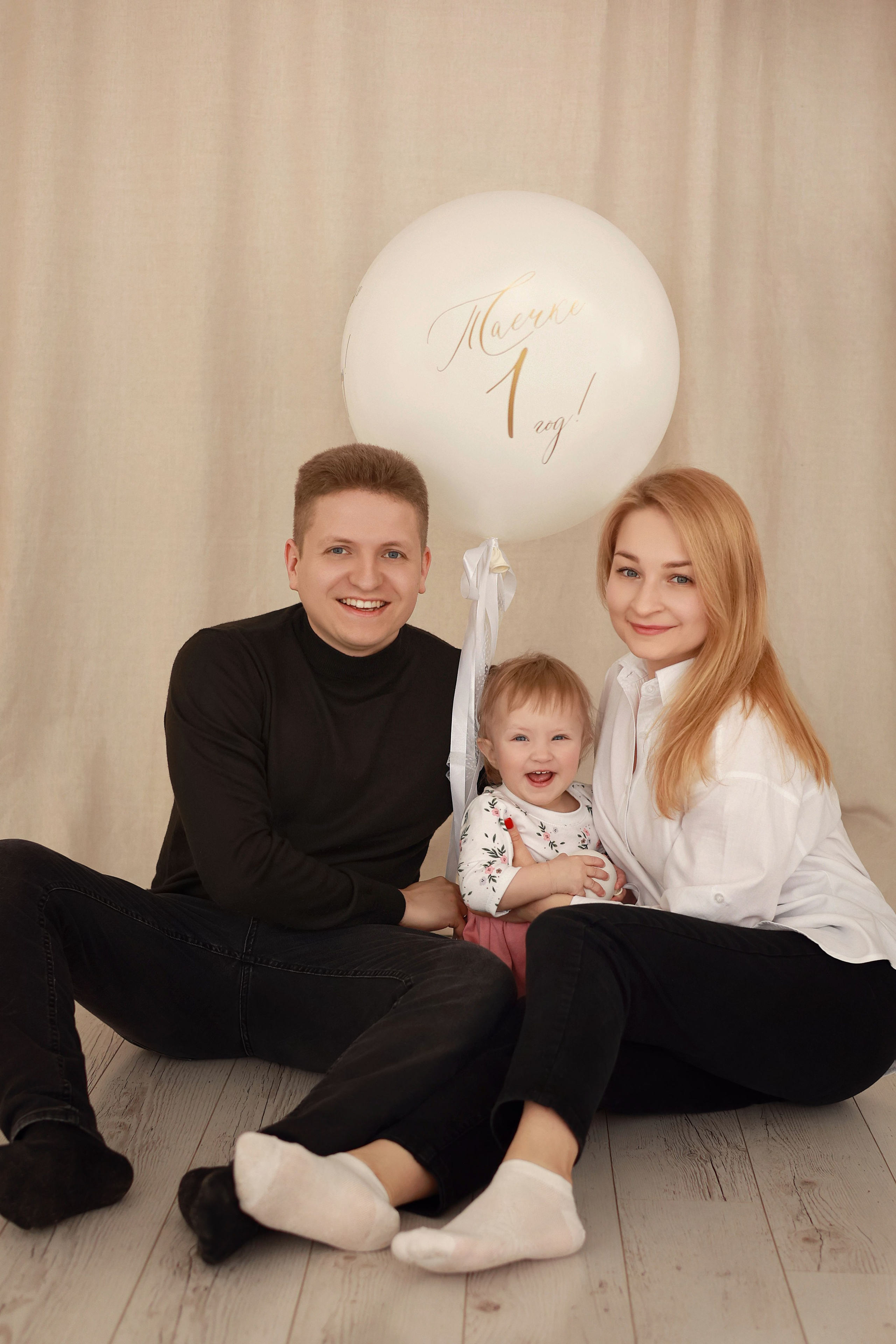 Таечке 1 годик (фотостудия ОКНА). Семейный и детский фотограф в Перми Мария Карабатова