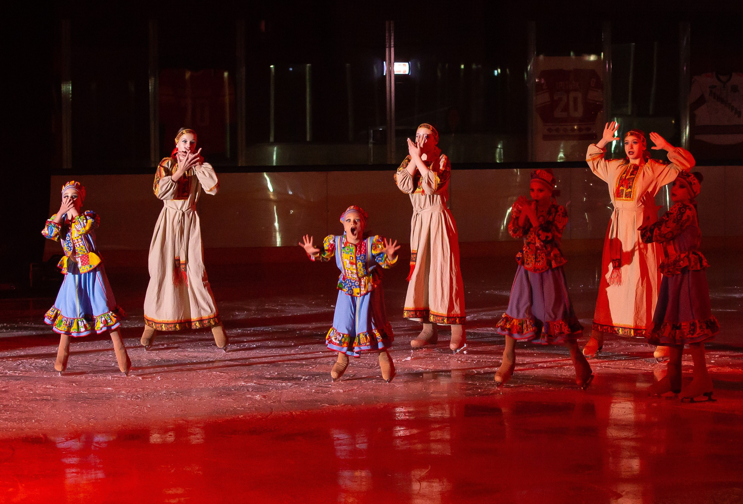 Сказочное ледовое шоу Конек Горбунок. Детский театр на льду АЛЕКО
