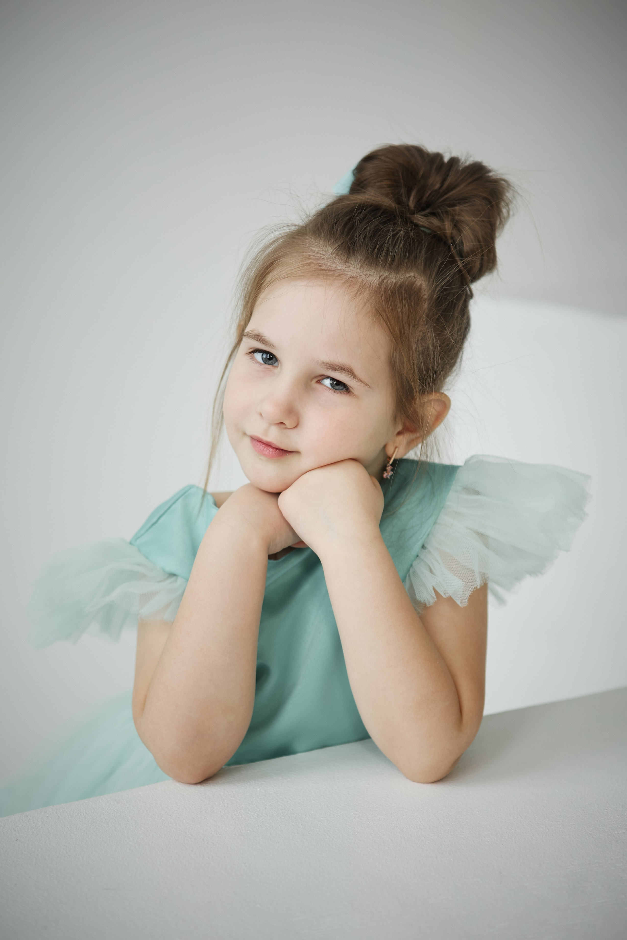 Портреты. Выпускные альбомы в городе Курган для всех