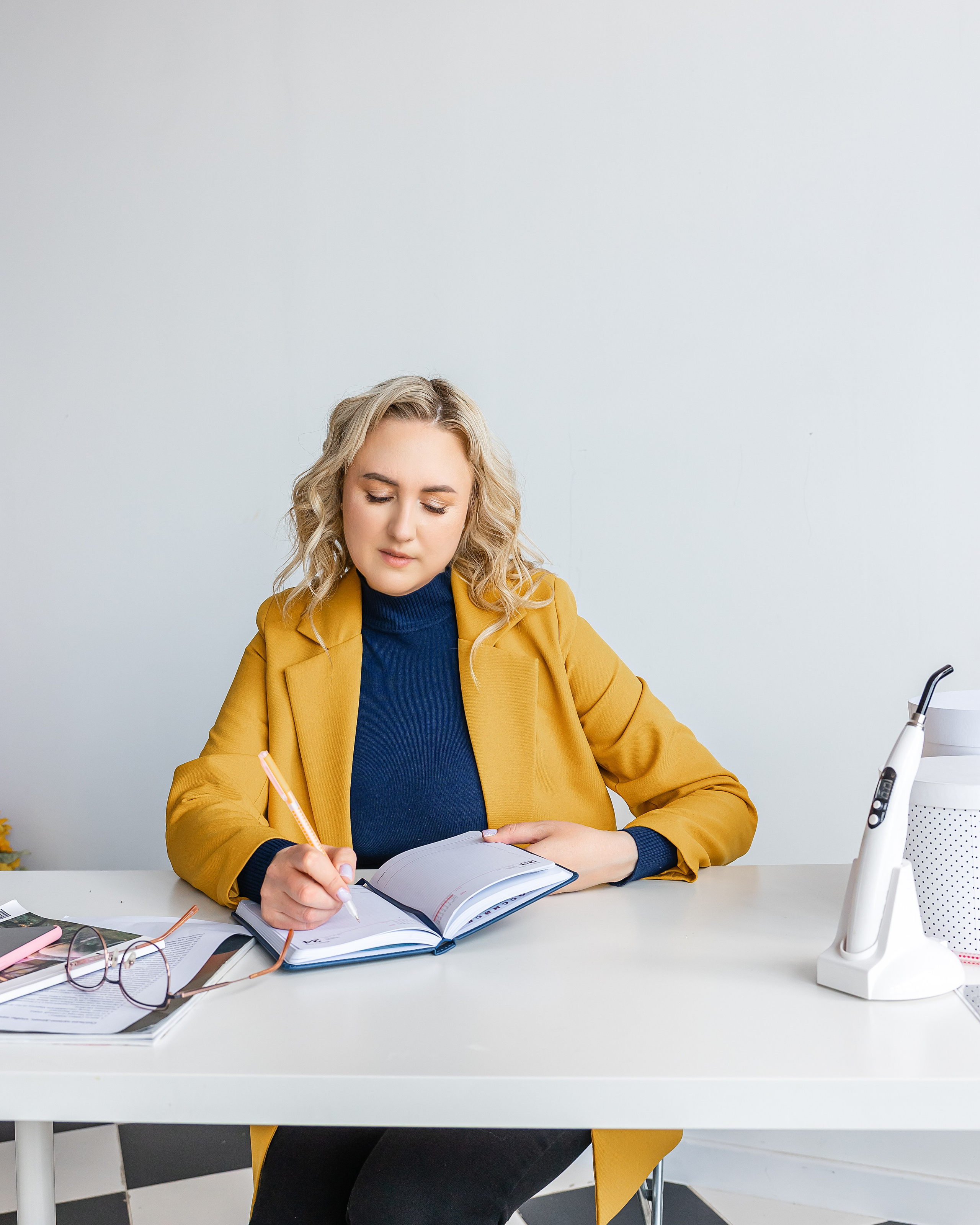 @pedicure03. Фотограф и видеограф в Улан-Удэ: Аюна Габагуева и Артём Шаханов