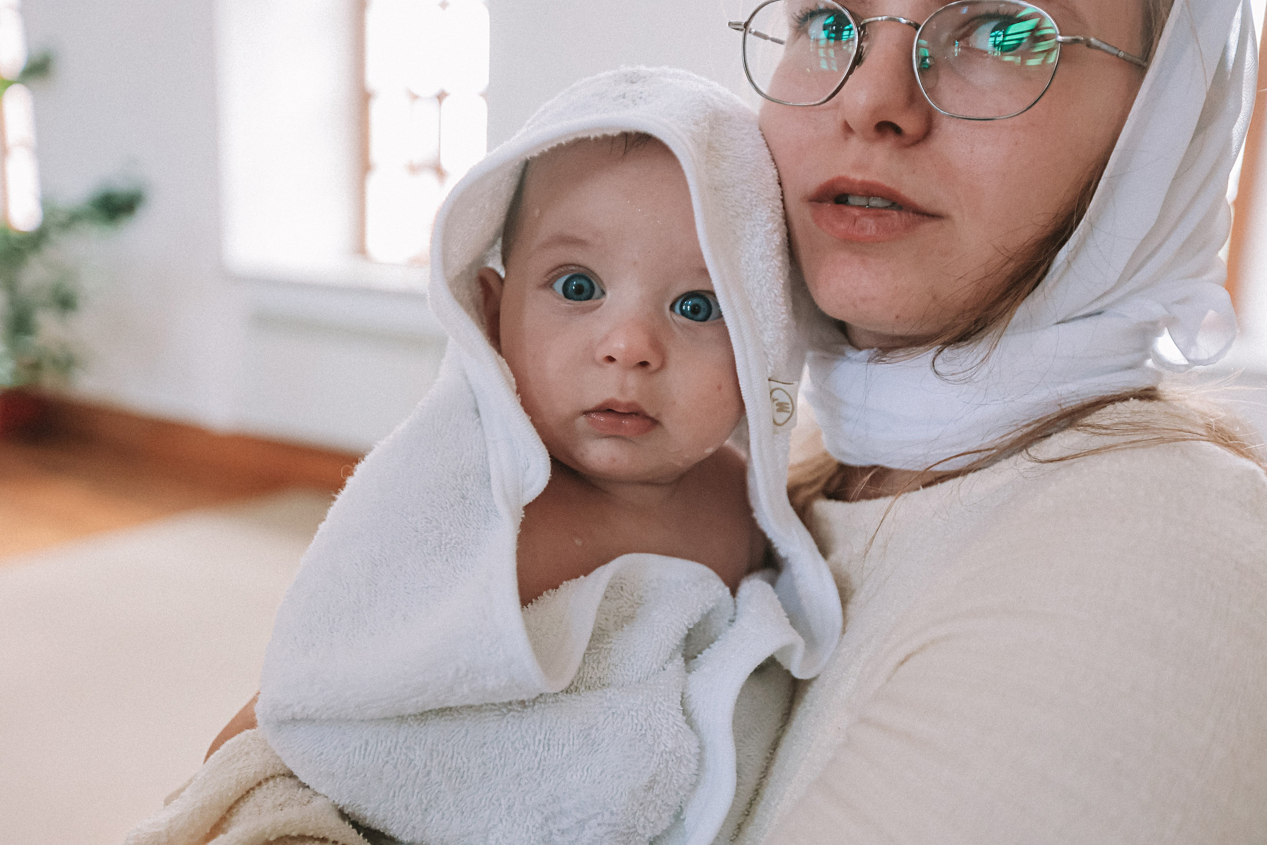 Крещение церковь около моста влюбленных. Семейный фотограф Тюмень, фотограф на роды Салмина Мария