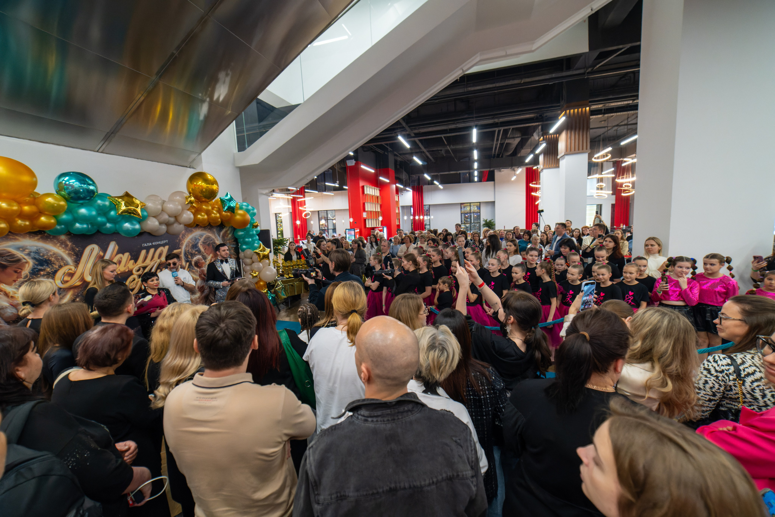 Фотосъёмка на гала-концерт, конкурсы, выступления, отчётные концерты и эвент-мероприятия. «Студия DRONAVT`s» — видеосъёмка и фотография г. Москва