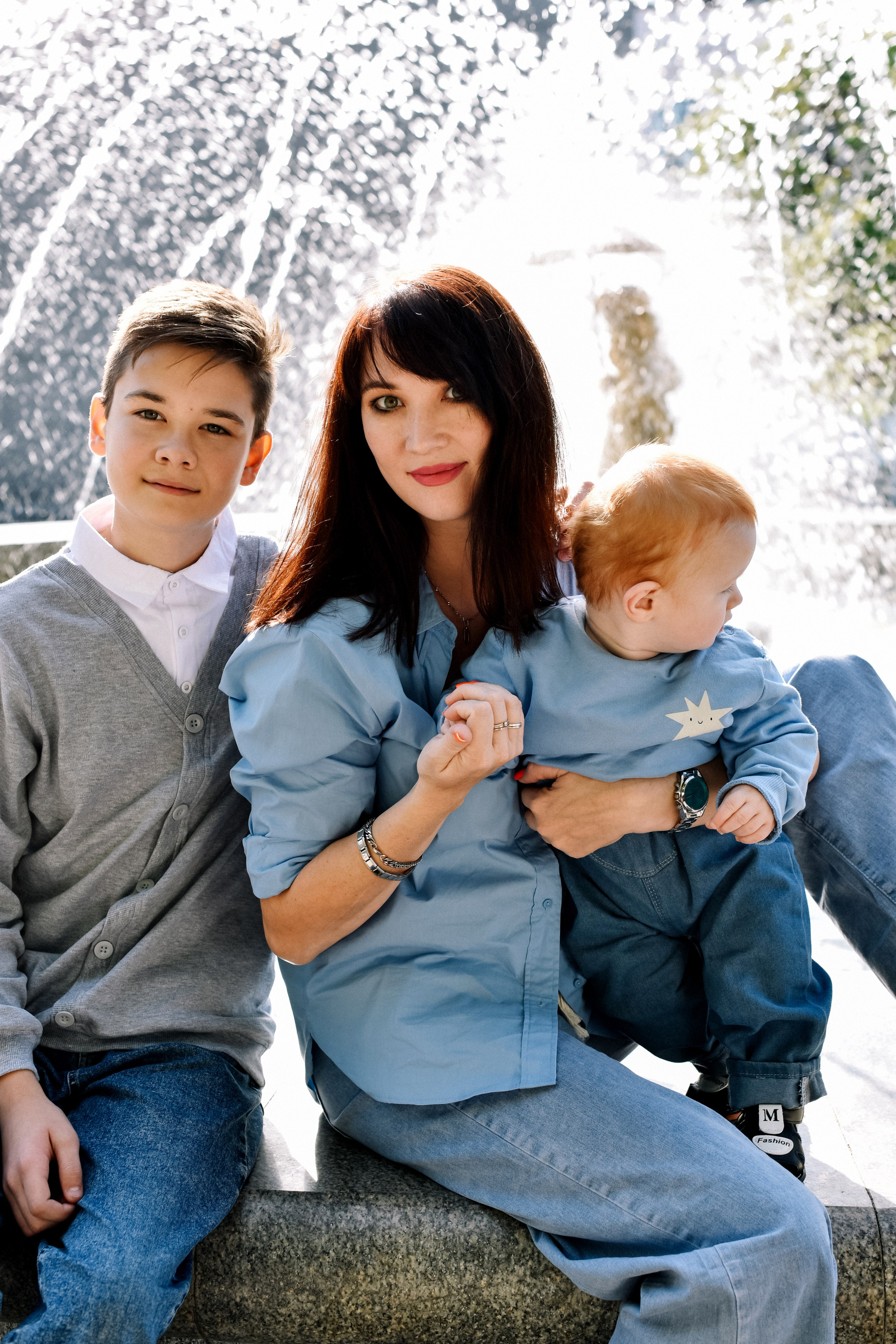 Прогулка Олеси, Льва и Ванечки