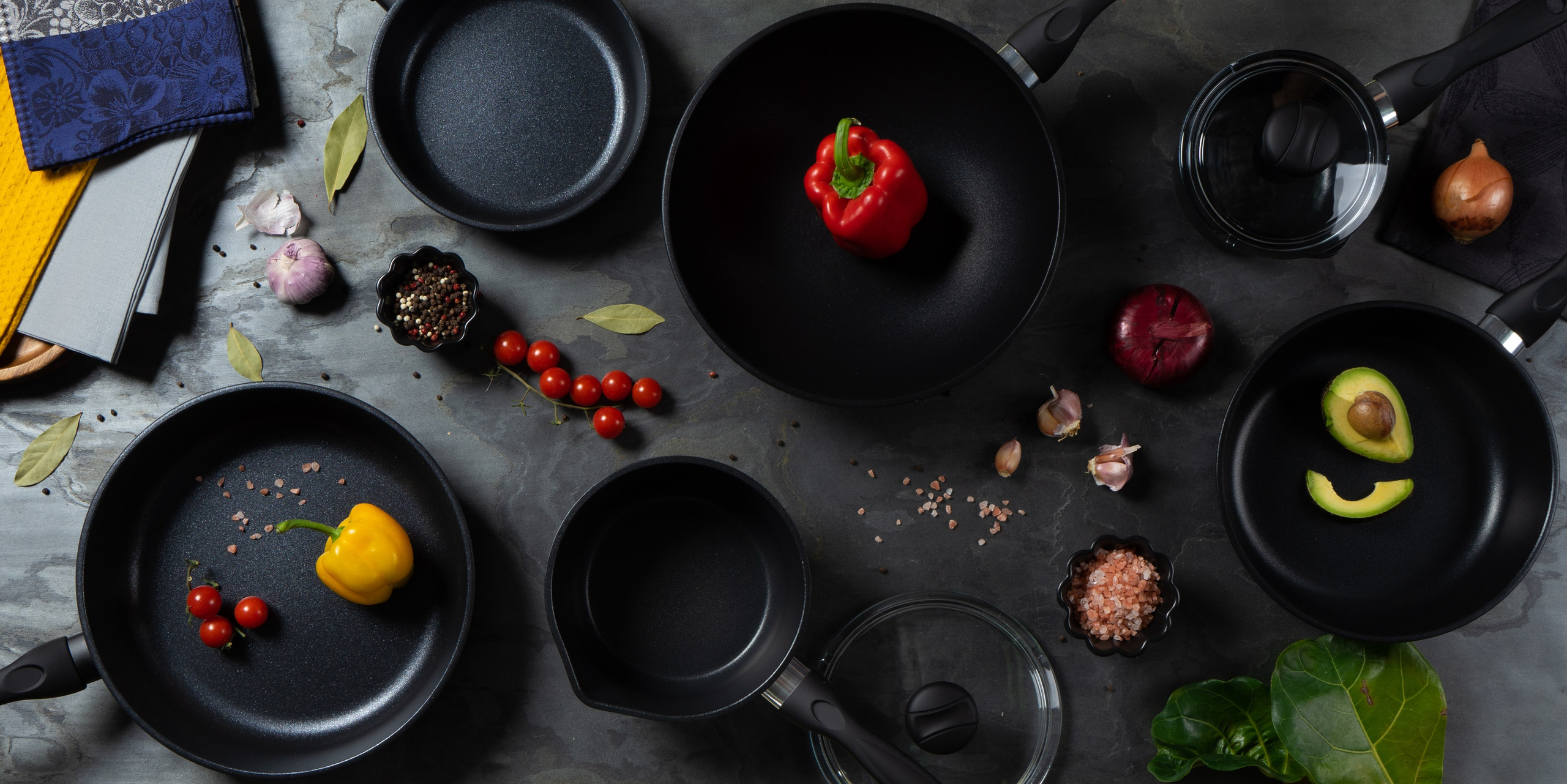 Имиджевая съёмка сковородок