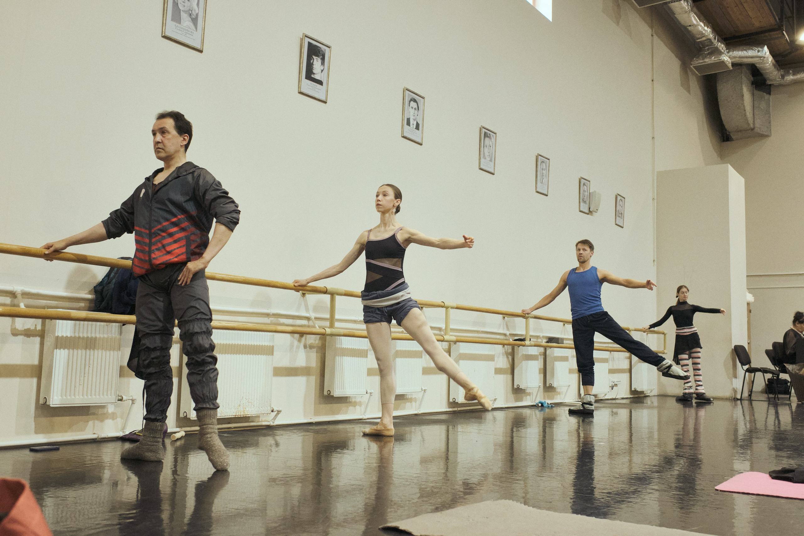 Балетный класс и репетиция артистов балета КТОиБ им. Мусы Джалиля. Barsukov