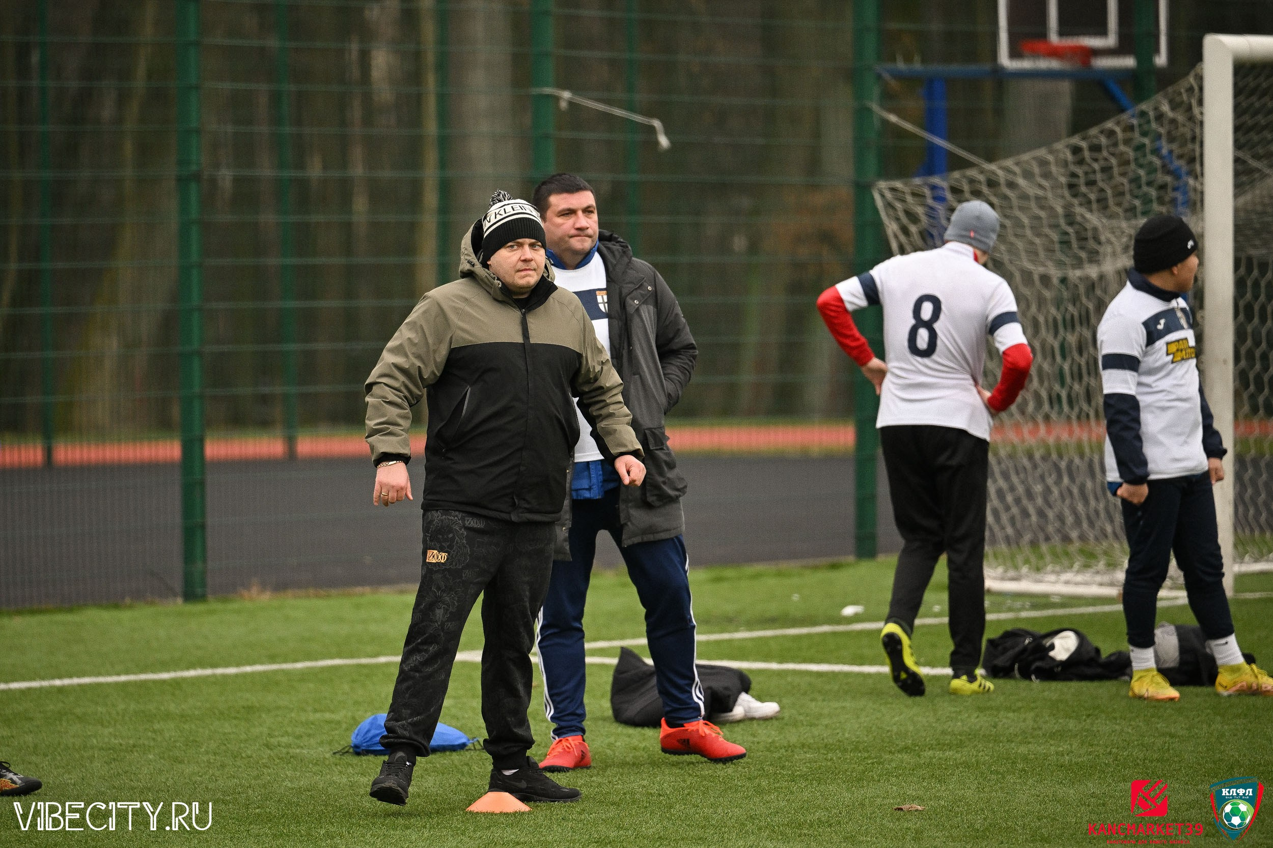 XX ЧЕМПИОНАТ КАЛИНИНГРАДСКОЙ ЛФЛ КАНЦМАРКЕТ39 сезона 2024–2025 гг. VIBECITY.RU Вайб Сити Ру Фоторепортажи Фотоотчеты Калининград