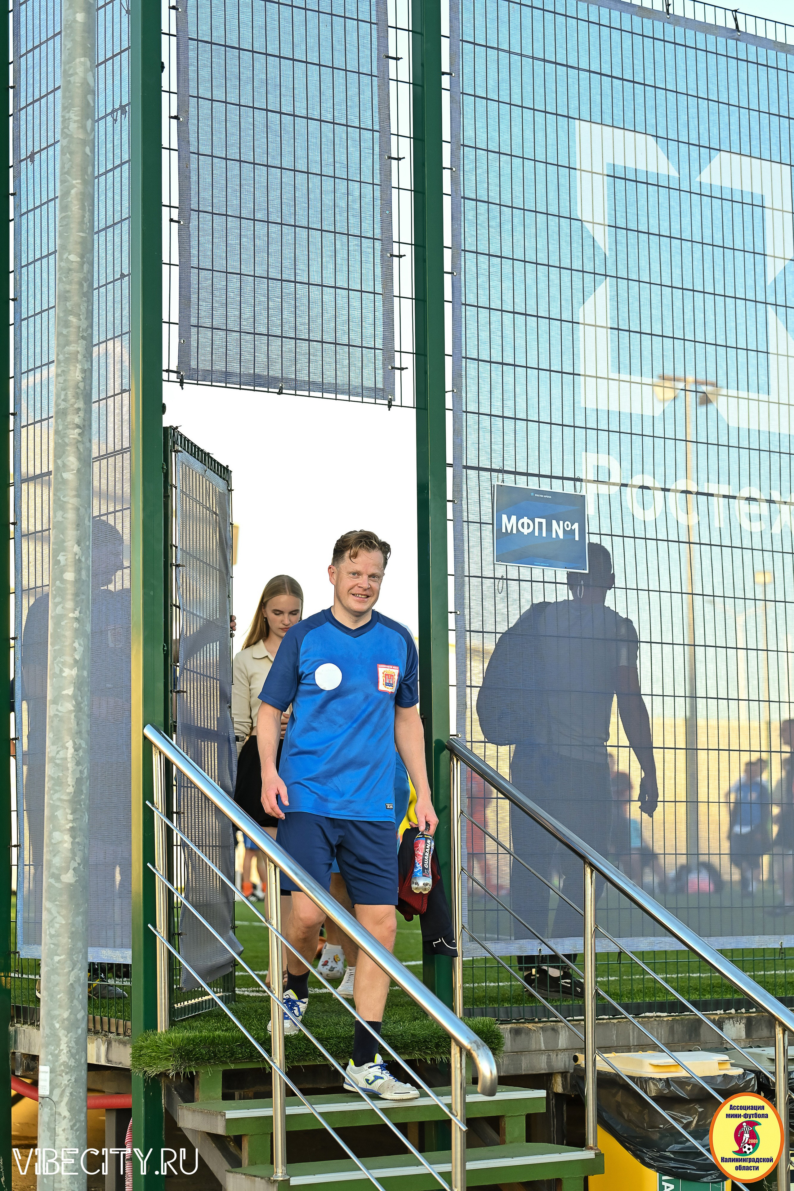 ИГРЫ МИНИ-ФУТБОЛЬНОЙ И КОРПОРАТИВНОЙ ЛИГИ. VIBECITY.RU Вайб Сити Ру Фоторепортажи Фотоотчеты Калининград