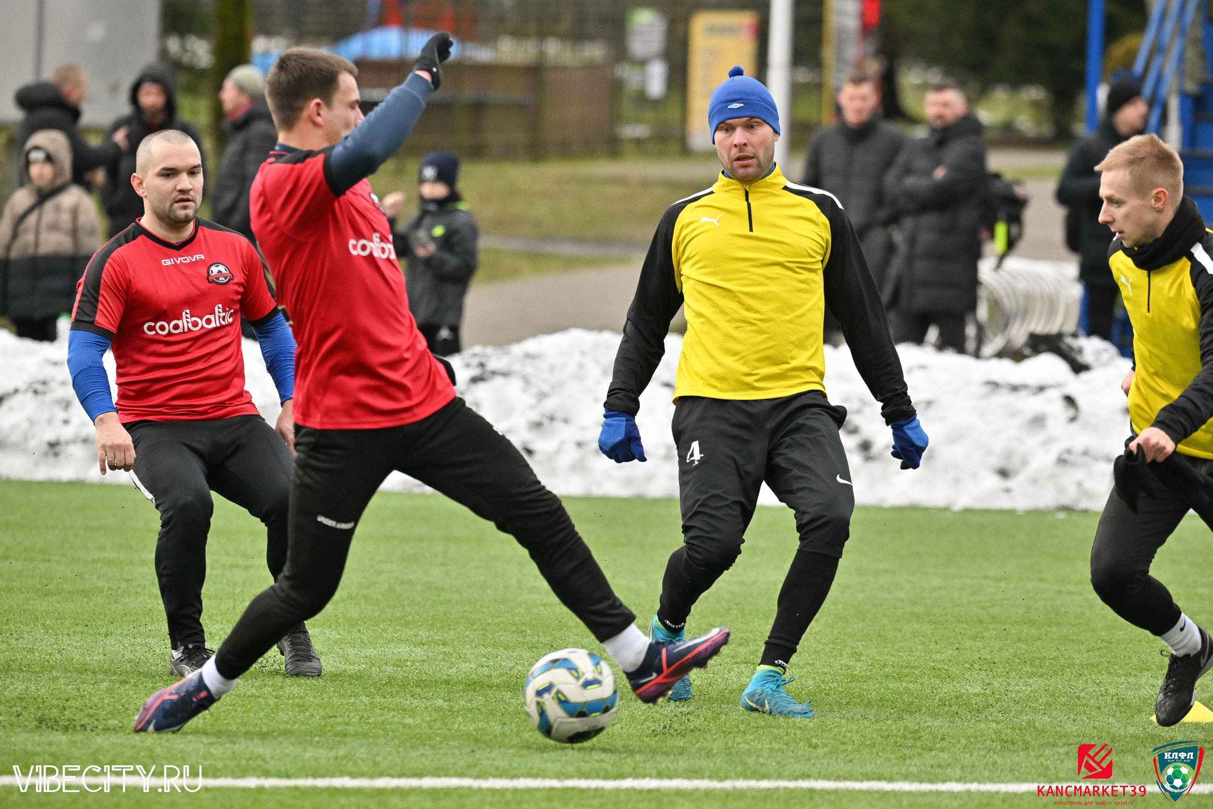 XX ЧЕМПИОНАТ КАЛИНИНГРАДСКОЙ ЛФЛ КАНЦМАРКЕТ39 сезона 2024–2025 гг. VIBECITY.RU Вайб Сити Ру Фоторепортажи Фотоотчеты Калининград