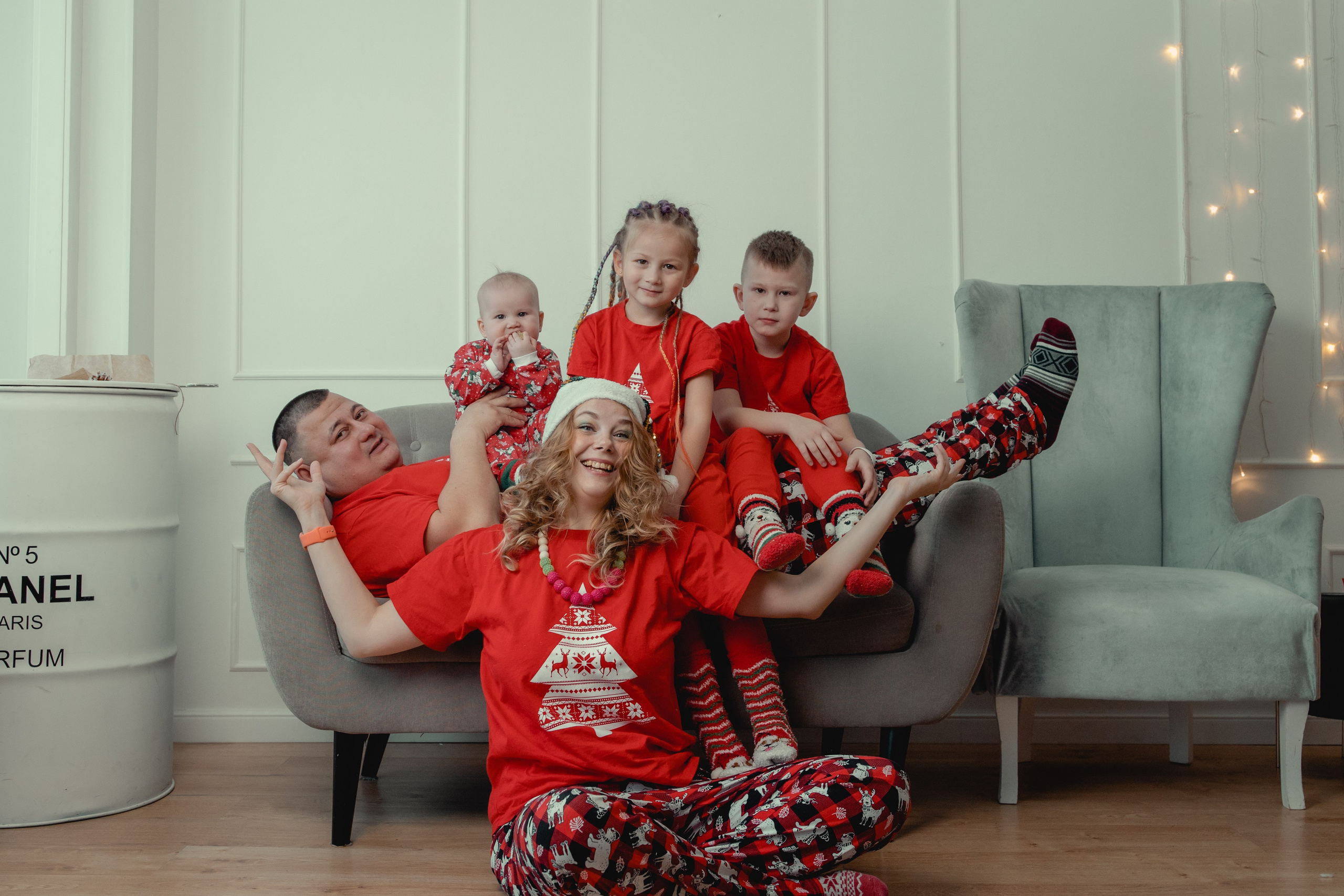 Жанна, веселая семейка. Сказочный фотограф для Вас и Вашей семьи