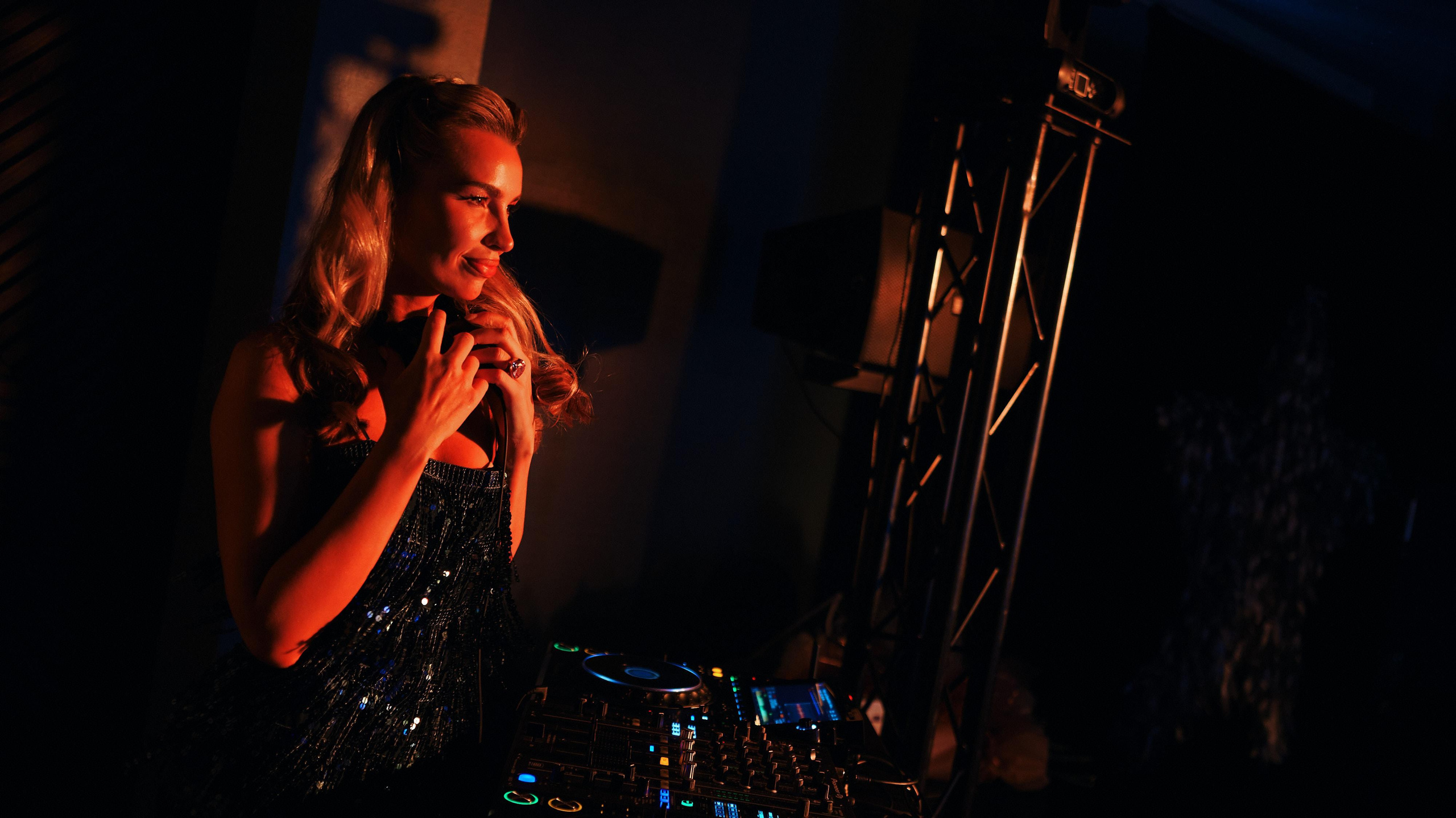 Adamodels. Репортажной фотограф Ариан