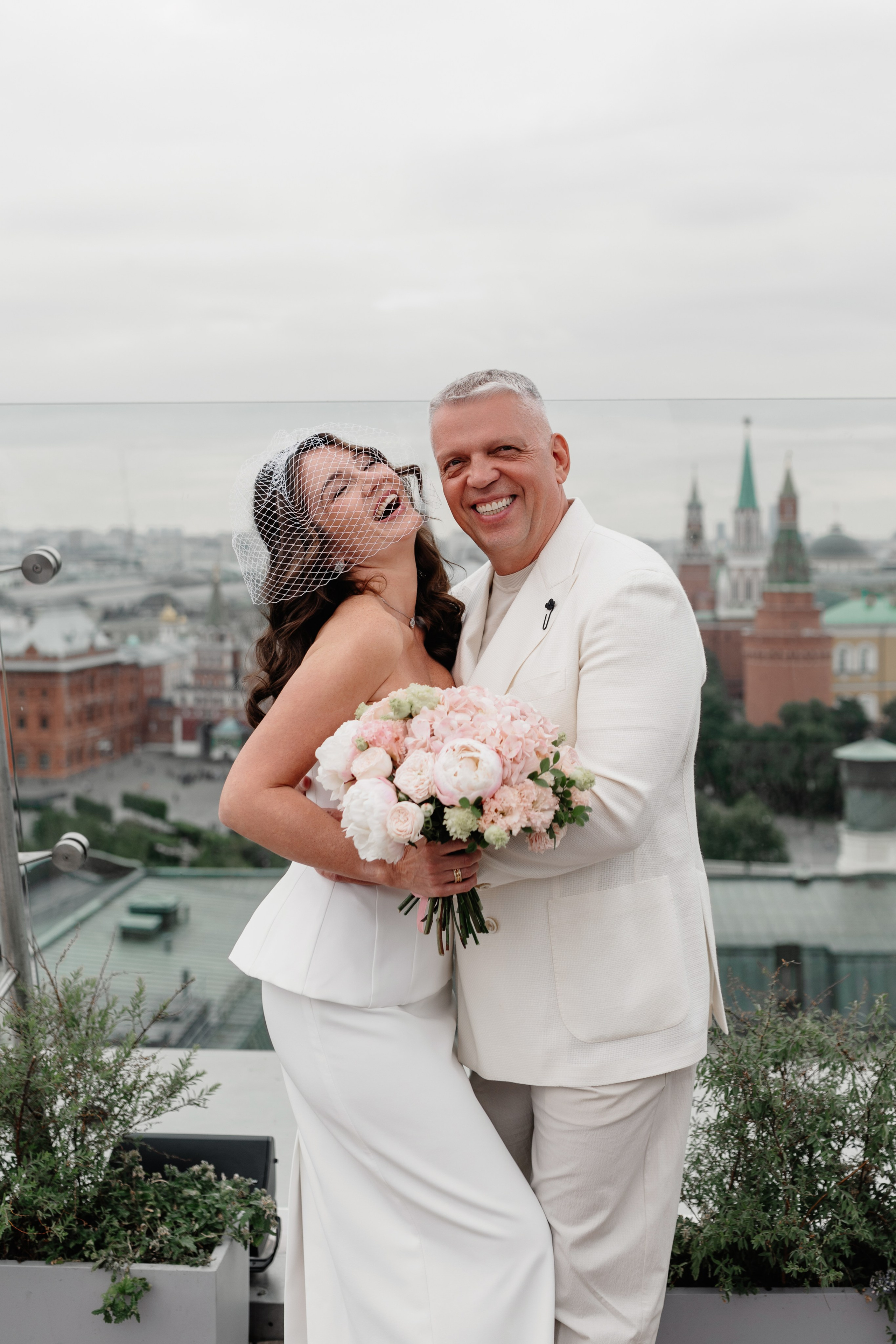 Свадебная фотосессия Ирины и Андрея в центре Москвы